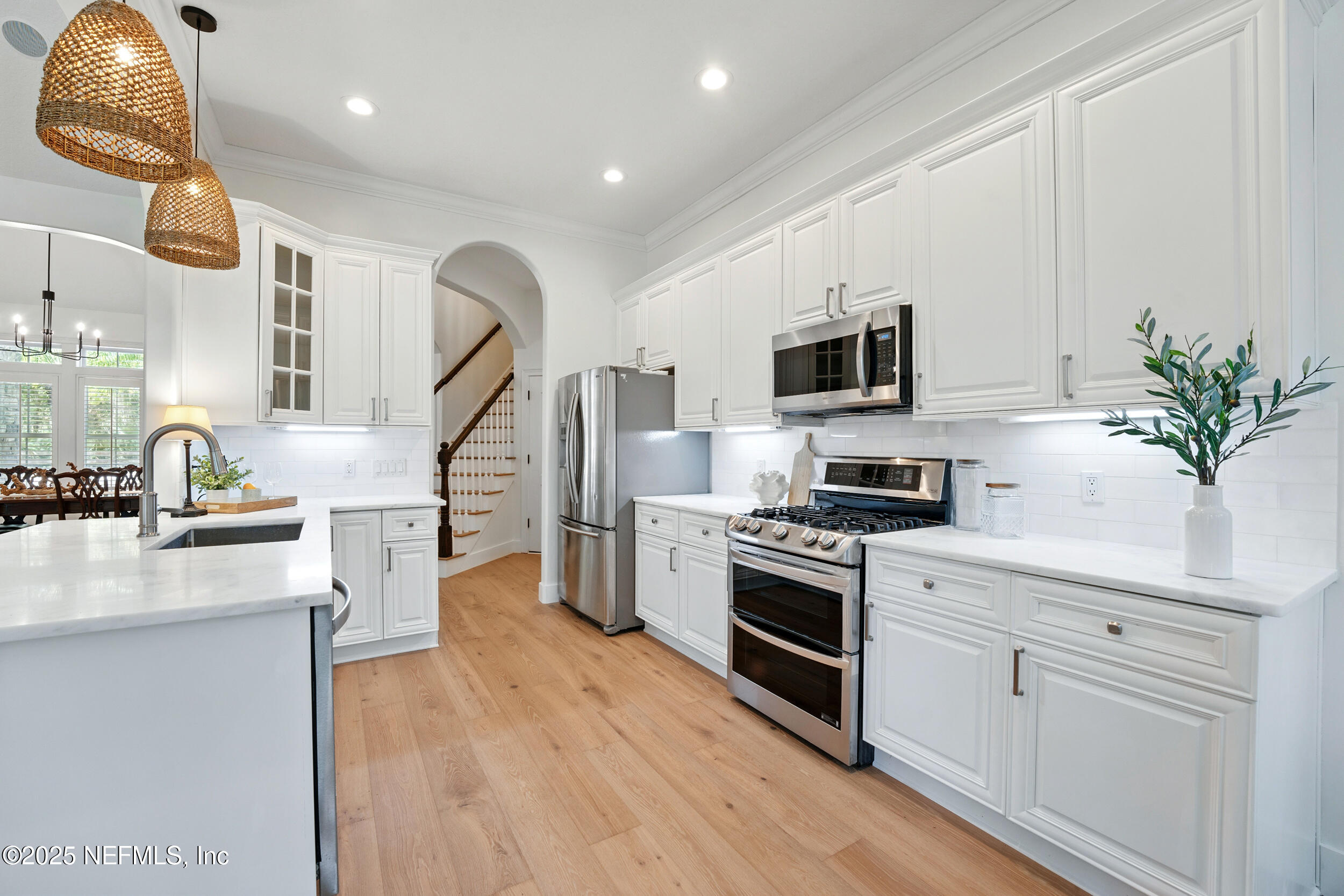 204 S WILDERNESS Trail