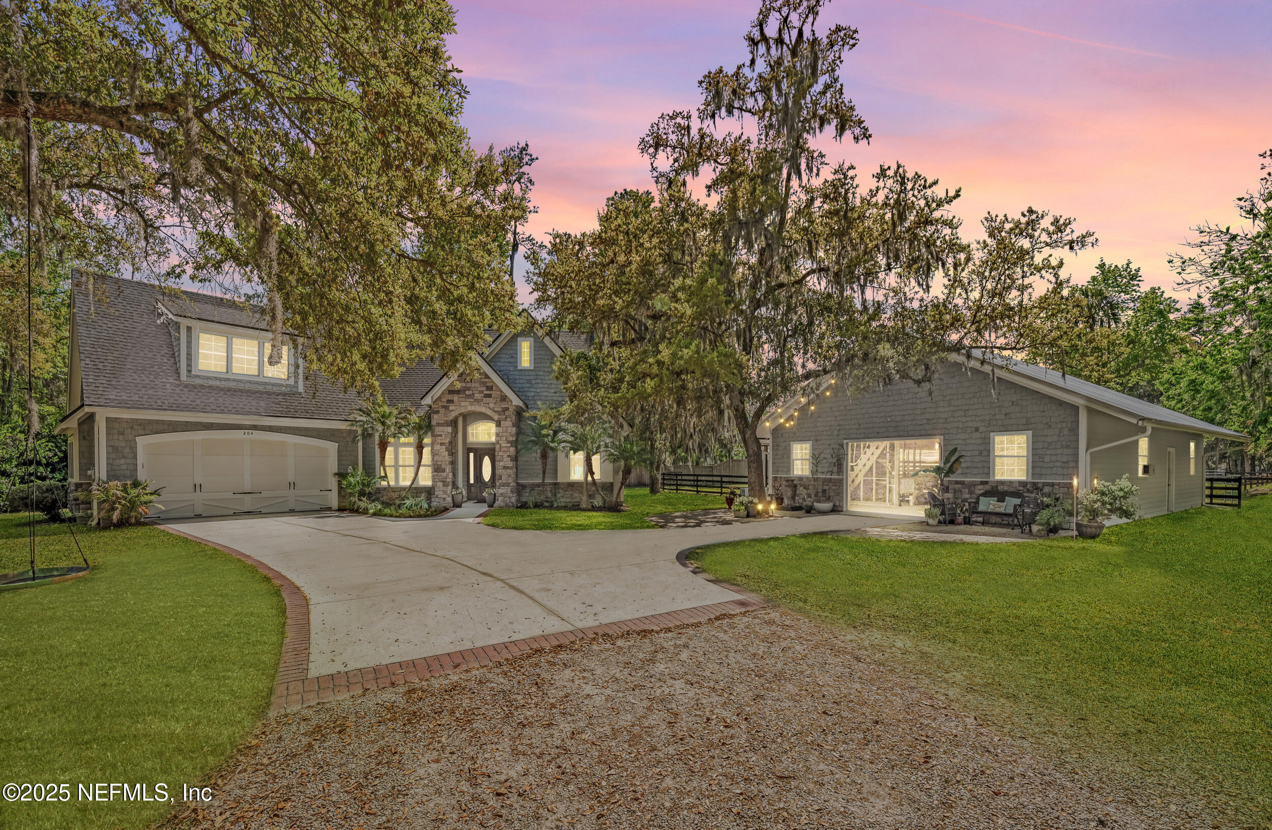 204 S WILDERNESS Trail