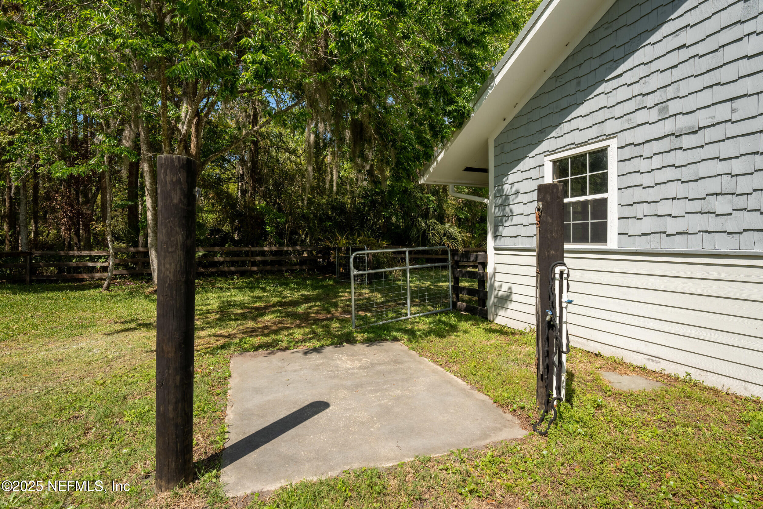204 S WILDERNESS Trail