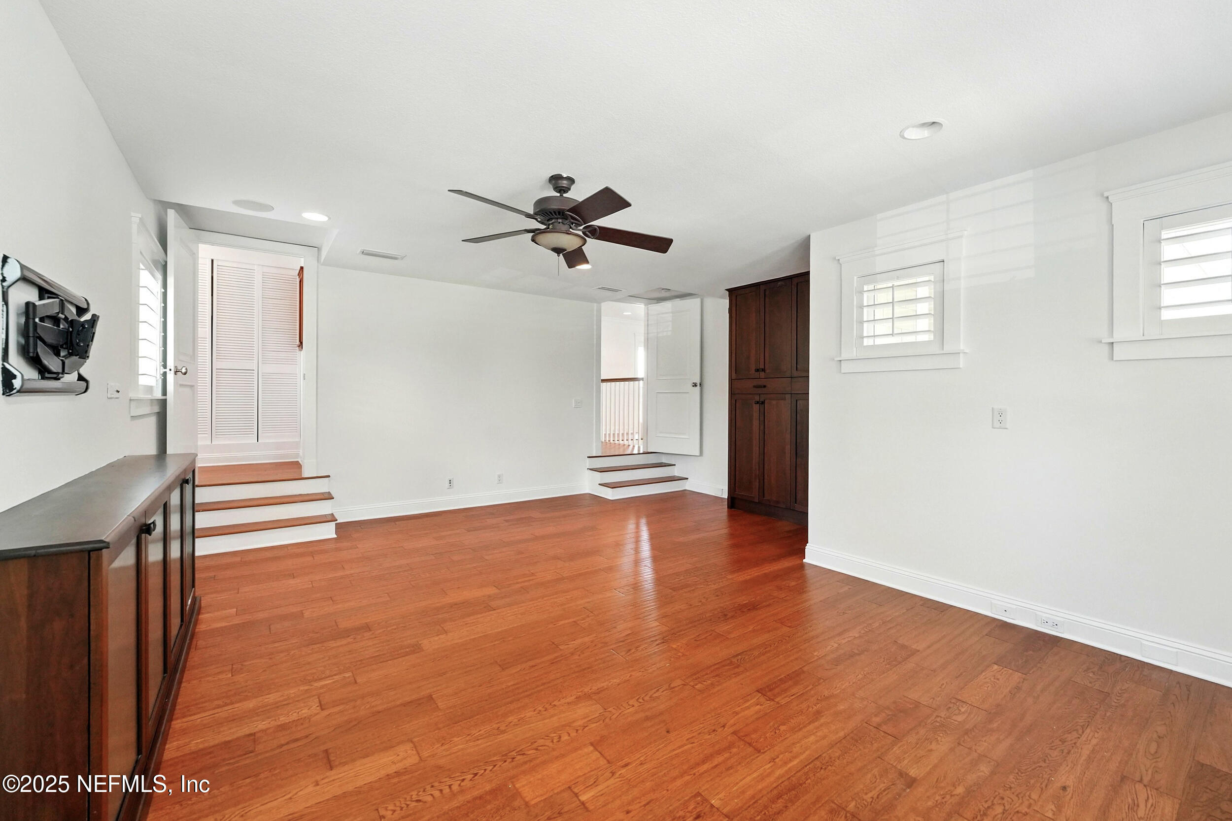 1309 FOREST Avenue