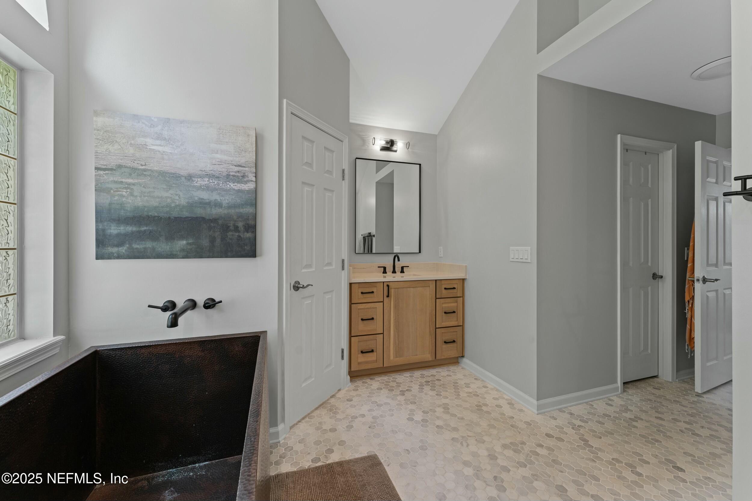 140 BEAR PEN Road