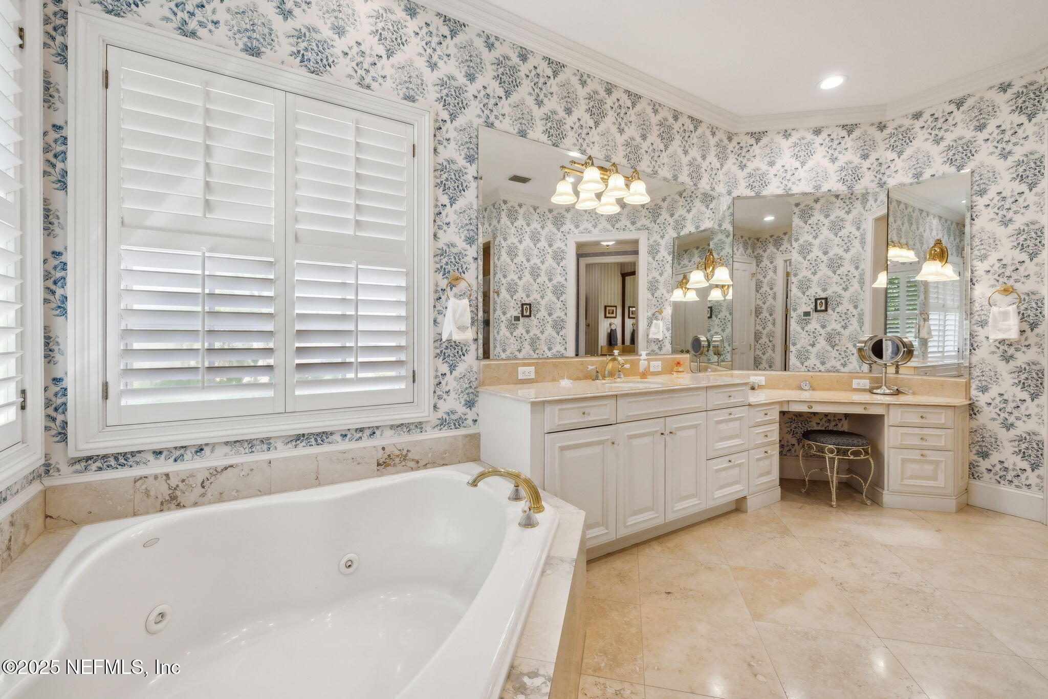 231 DEER HAVEN Drive