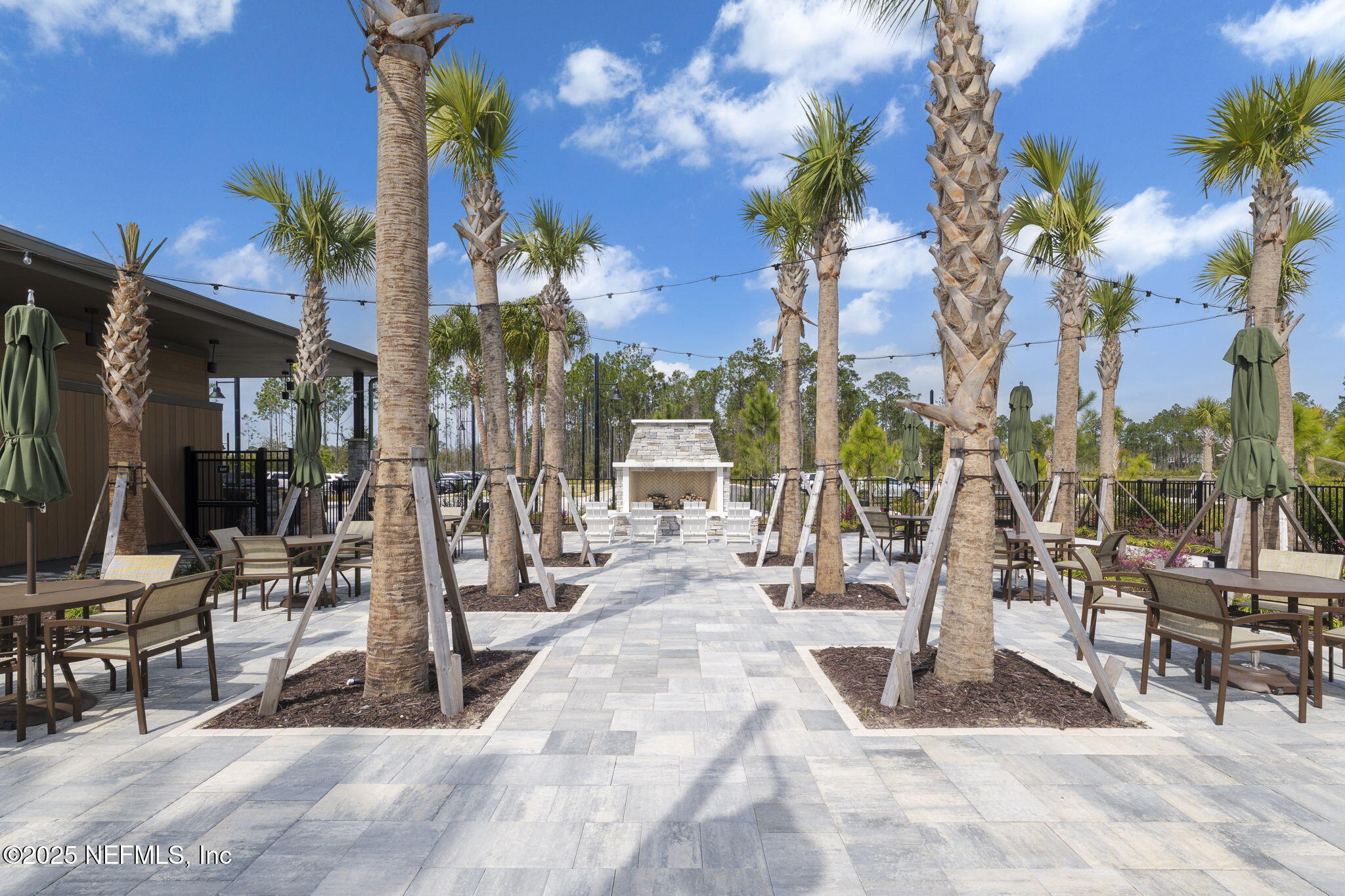 241 OAK SHADOW Place, St. Johns