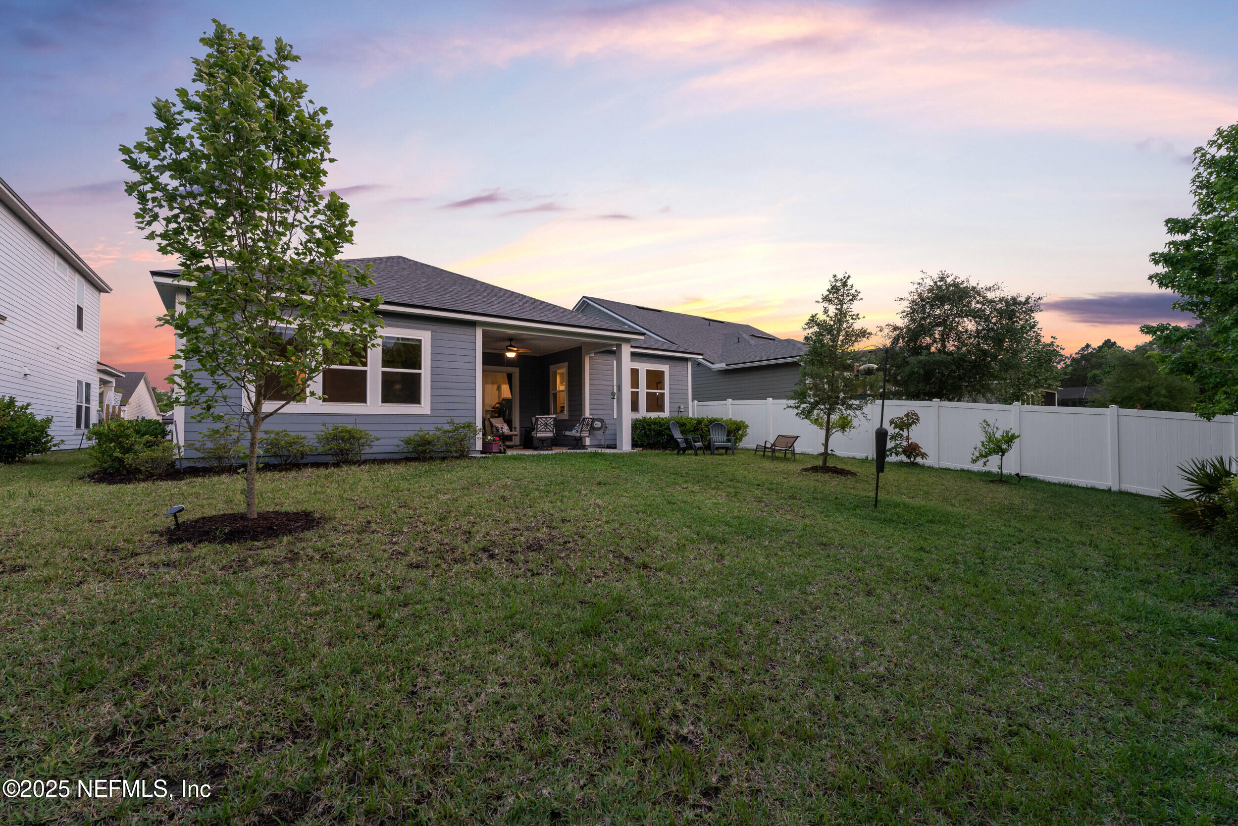 241 OAK SHADOW Place, St. Johns