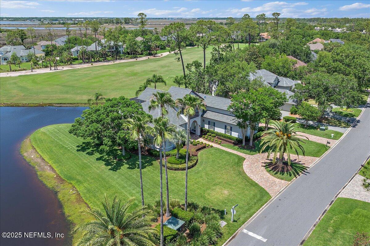 201 ROYAL TERN Road N