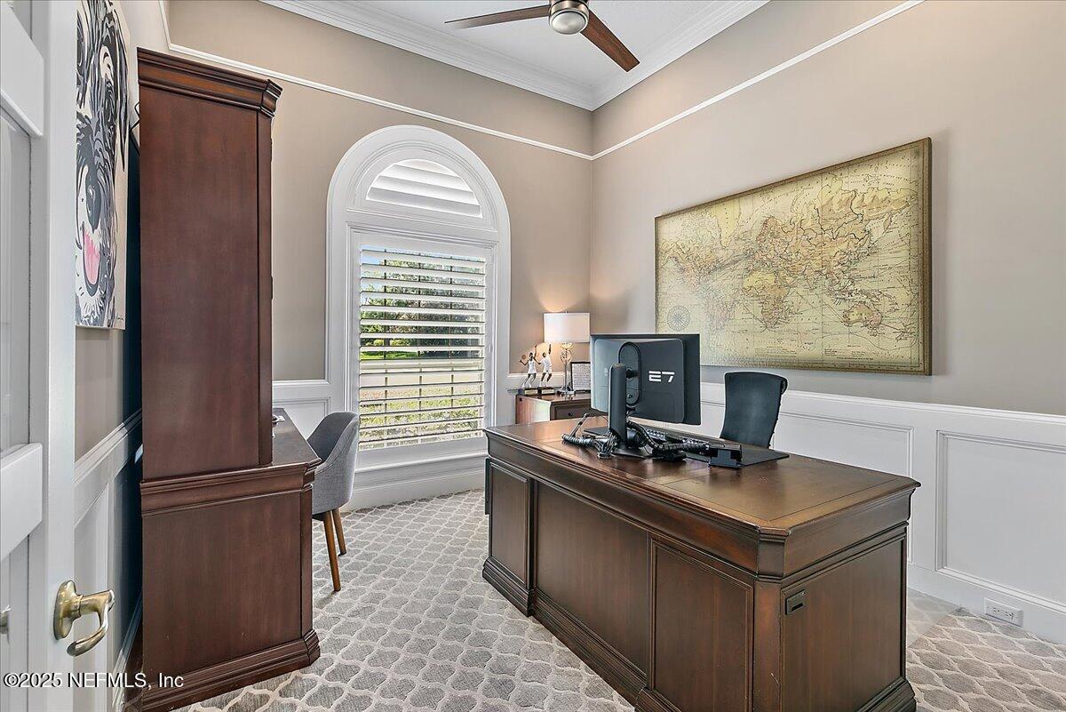 201 ROYAL TERN Road N