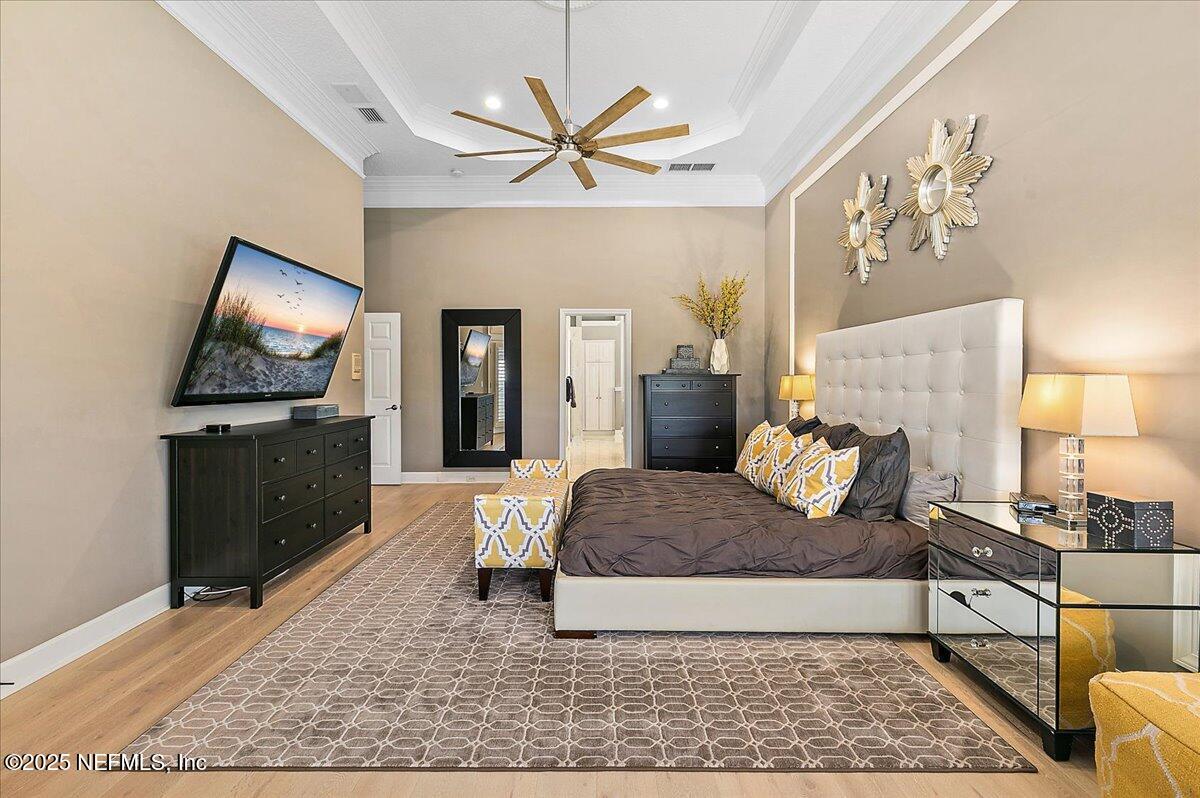 201 ROYAL TERN Road N