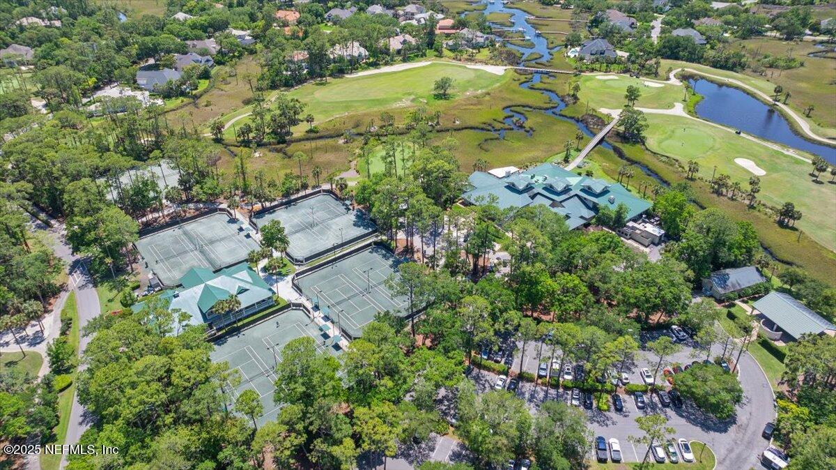 201 ROYAL TERN Road N