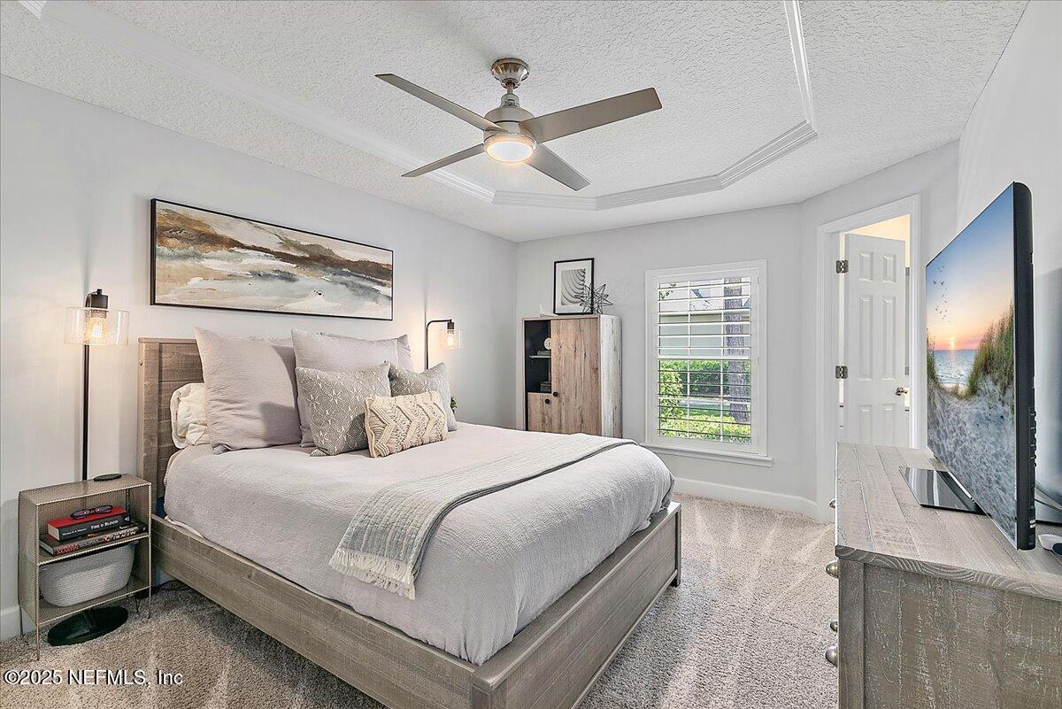 201 ROYAL TERN Road N