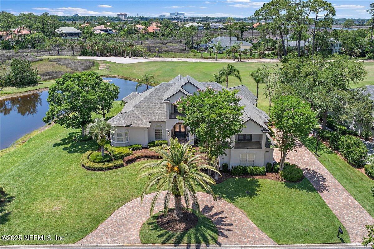 201 ROYAL TERN Road N