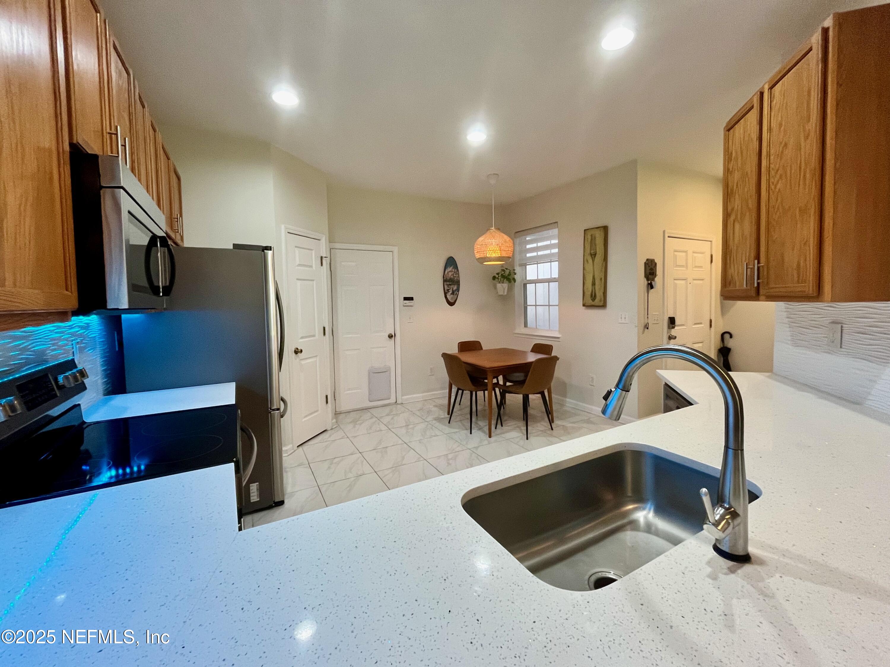 12301 KERNAN FOREST Boulevard, 1905