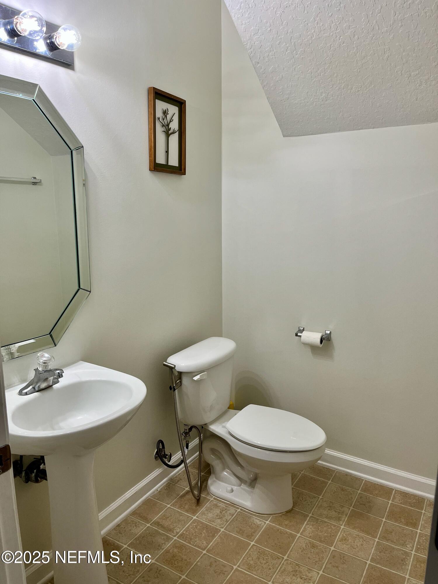 12301 KERNAN FOREST Boulevard, 1905