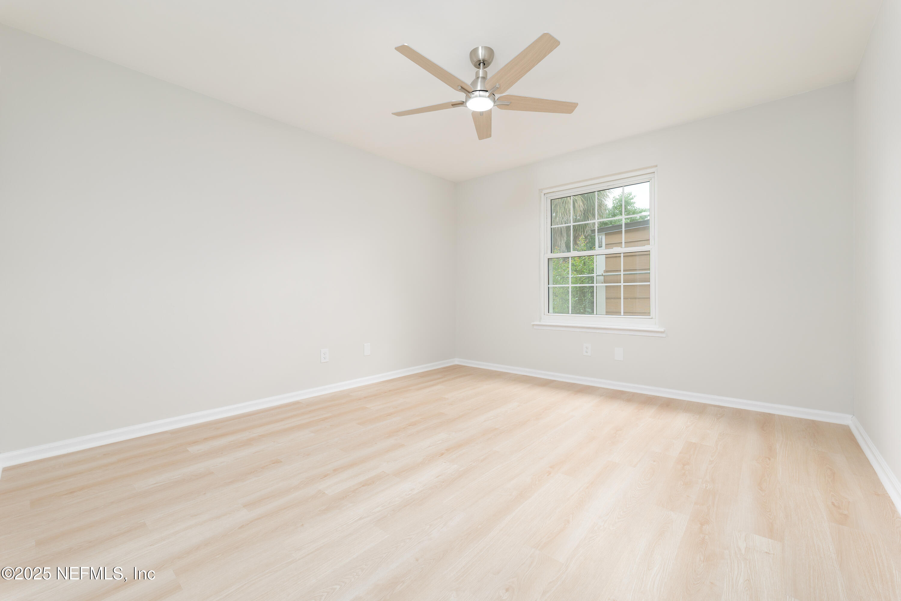 10032 DELANO Drive N