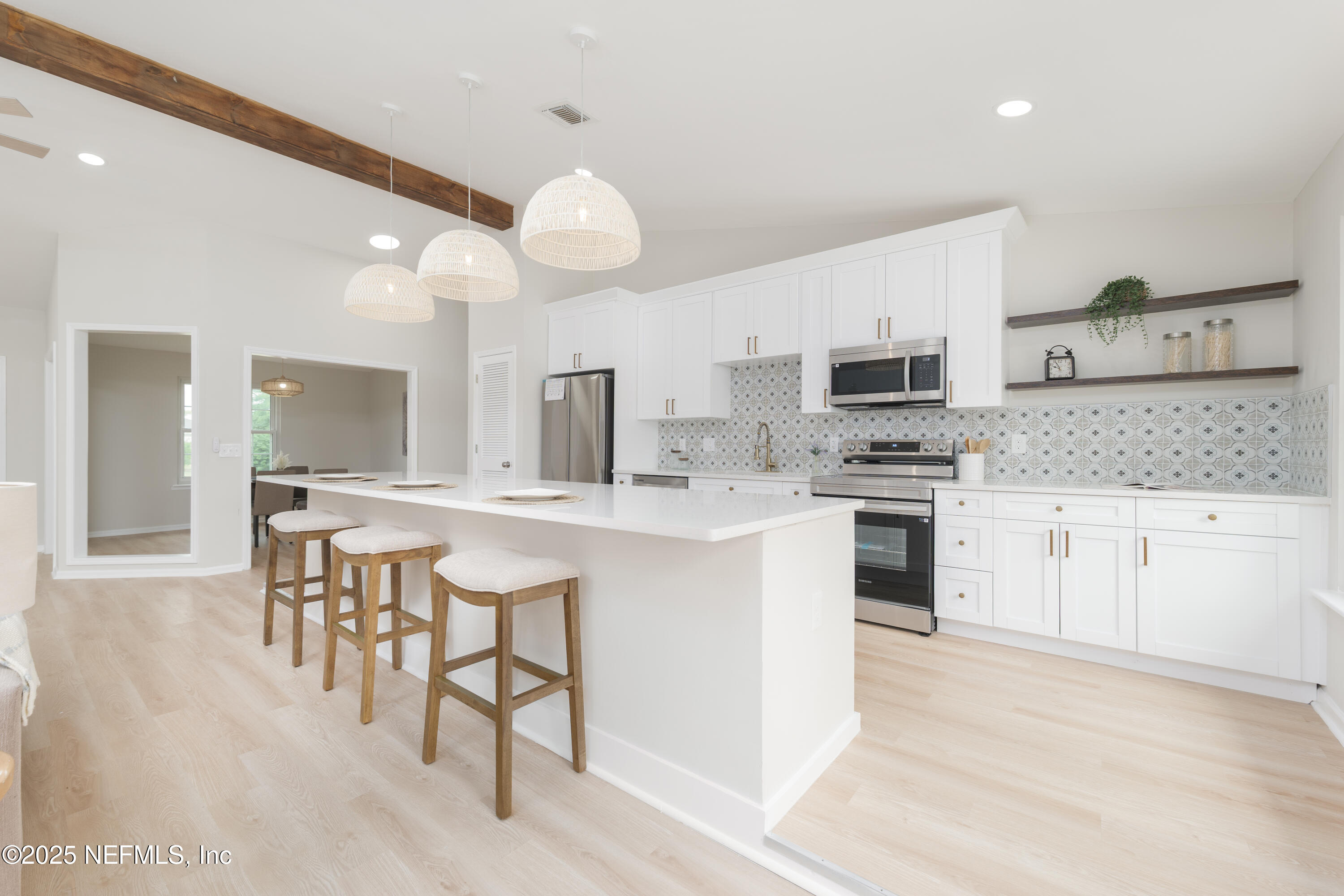 10032 DELANO Drive N