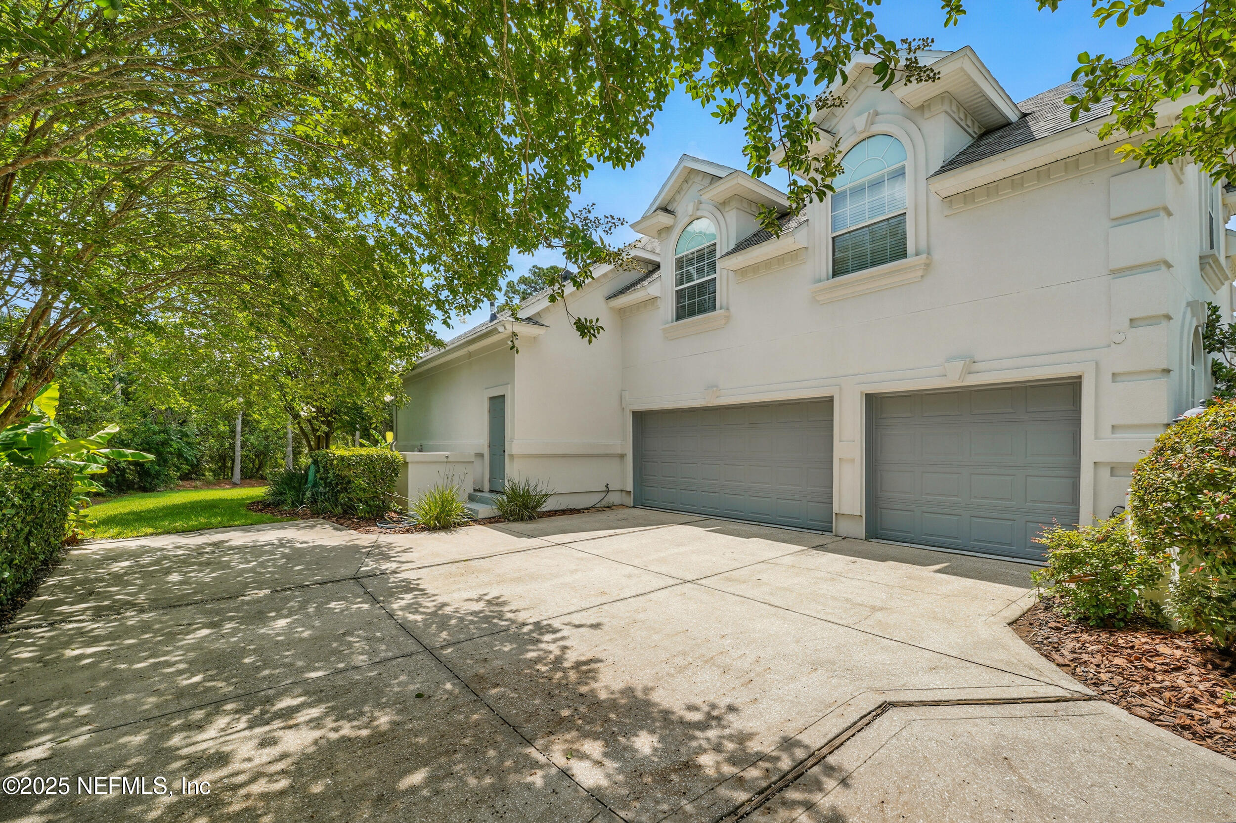 4427 ROYAL TERN Court