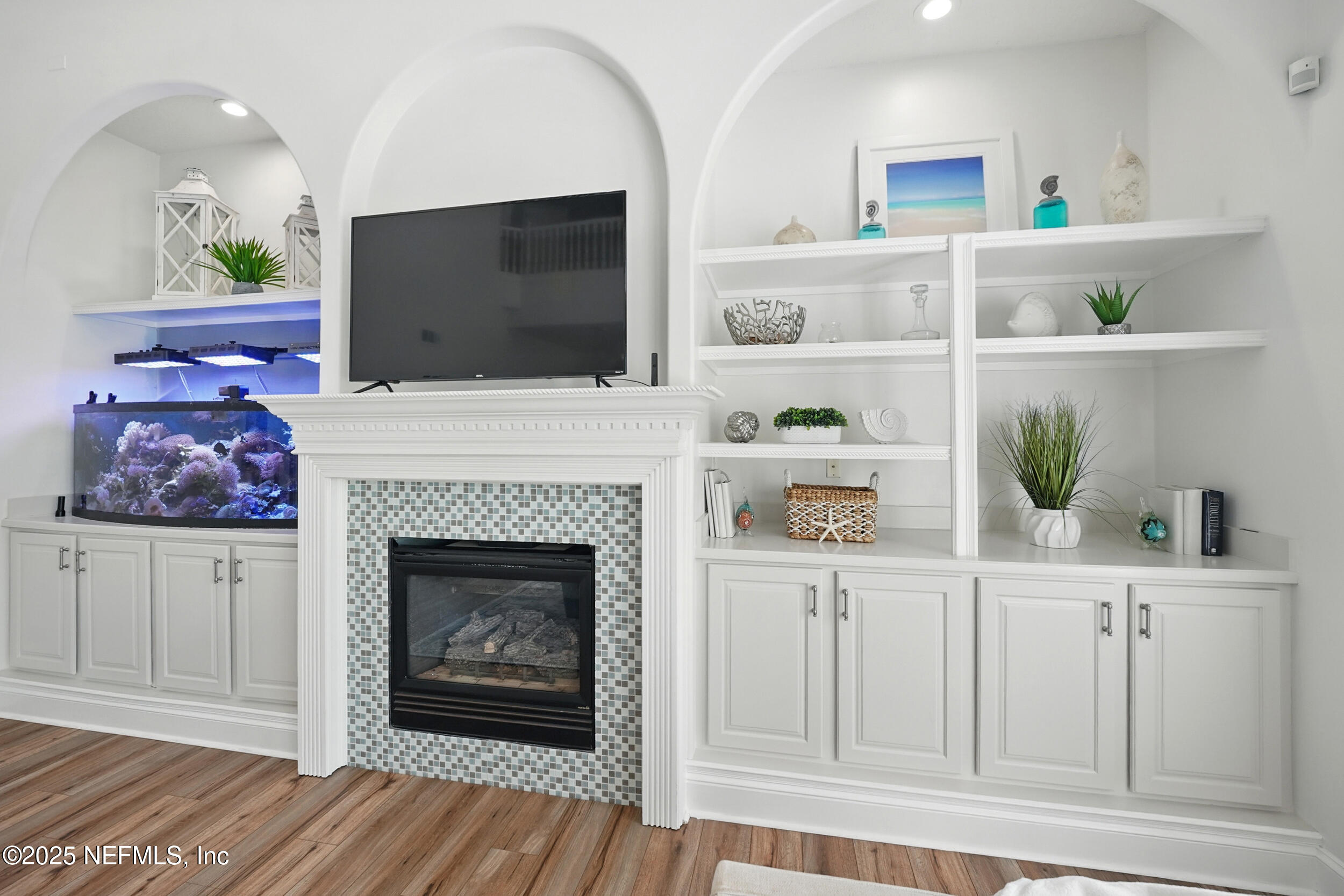 4427 ROYAL TERN Court