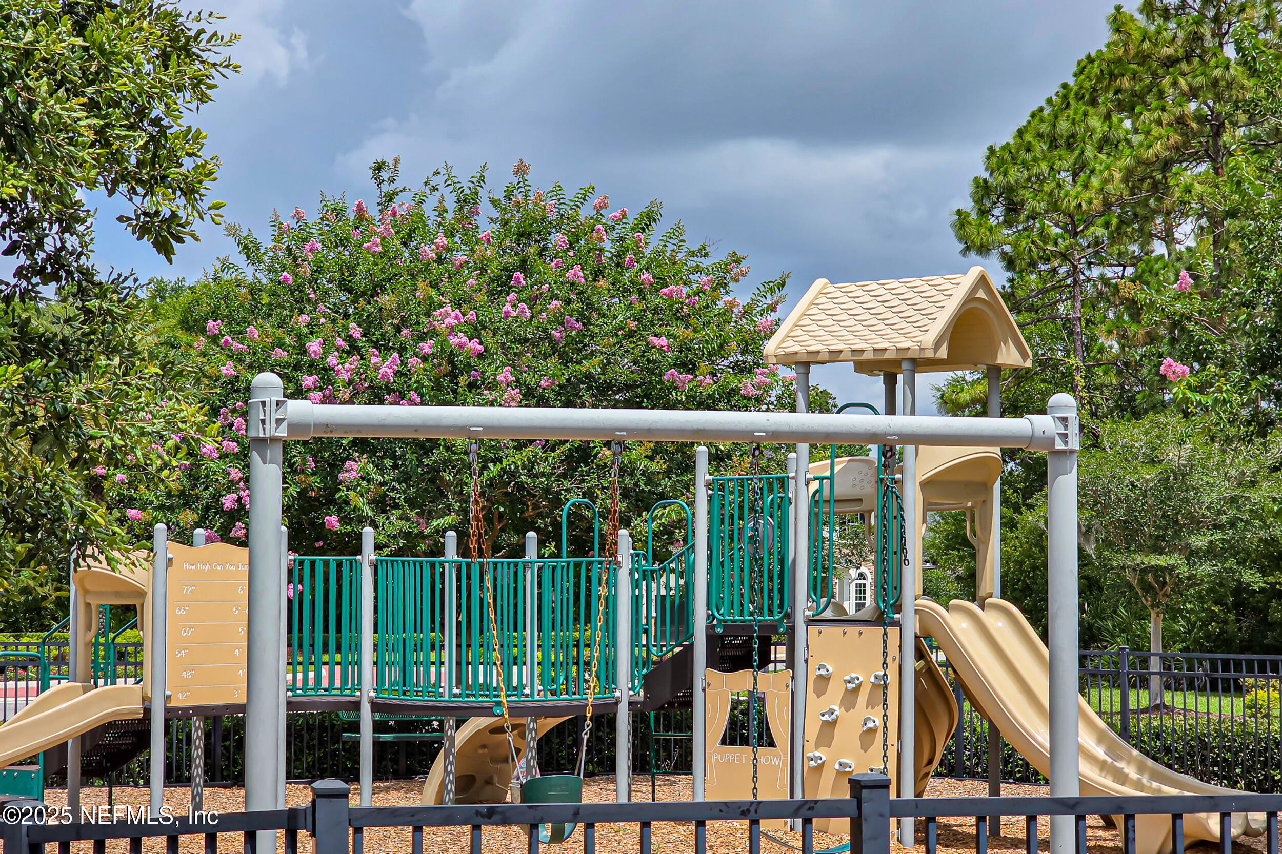 3794 CROSSVIEW Drive