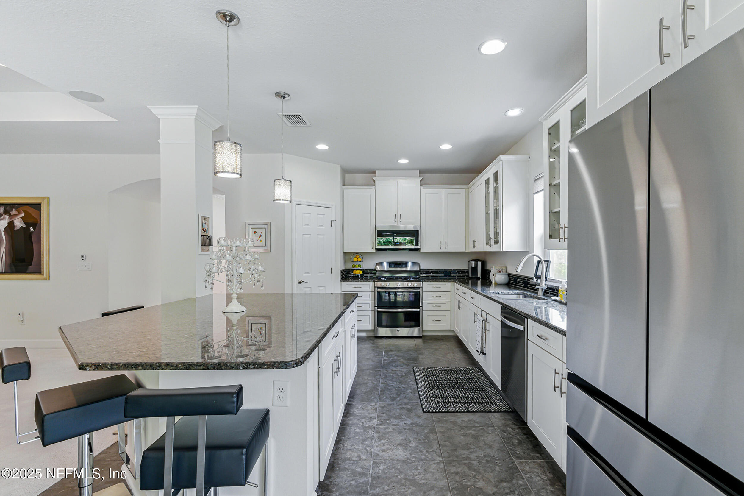 3794 CROSSVIEW Drive