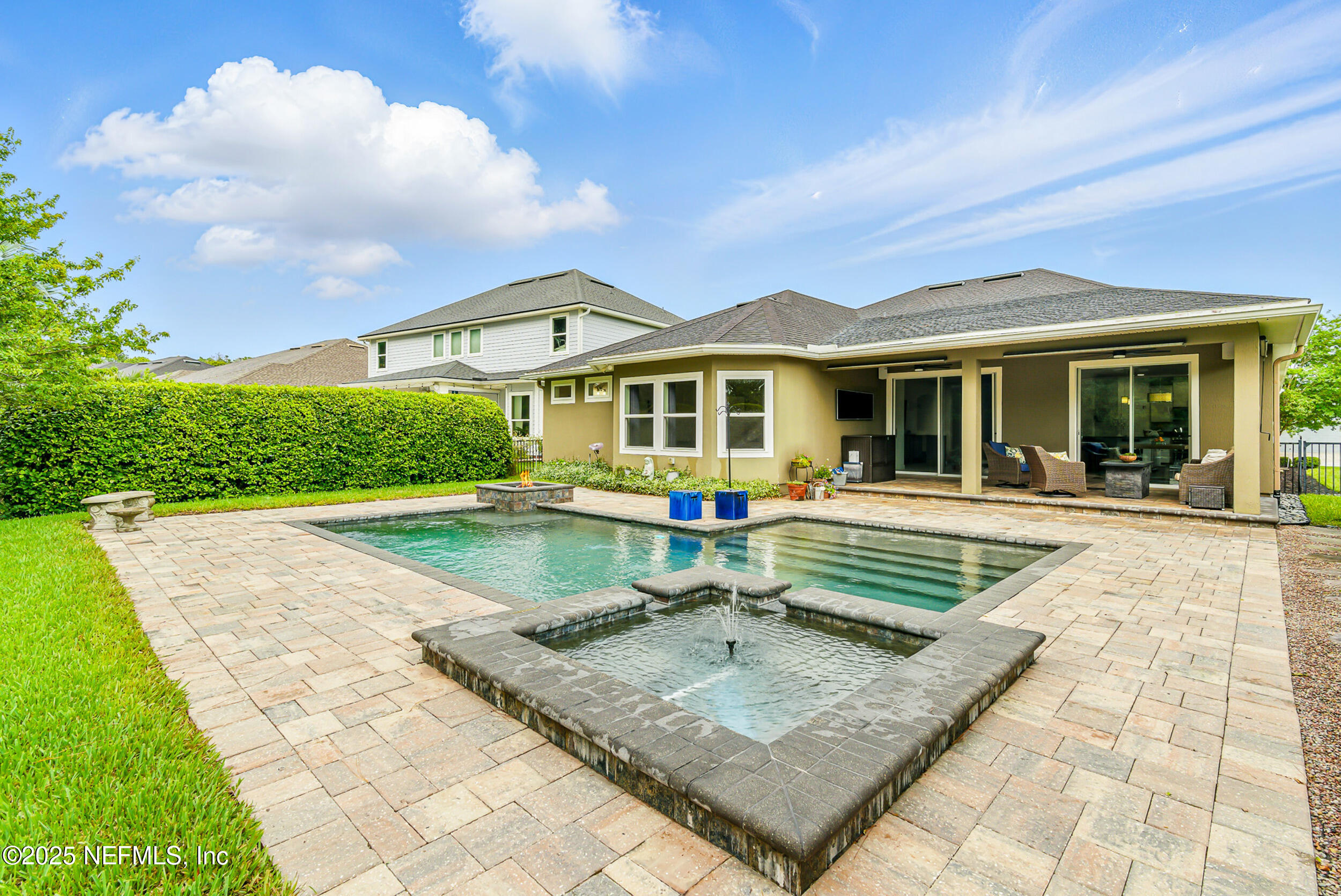 3794 CROSSVIEW Drive