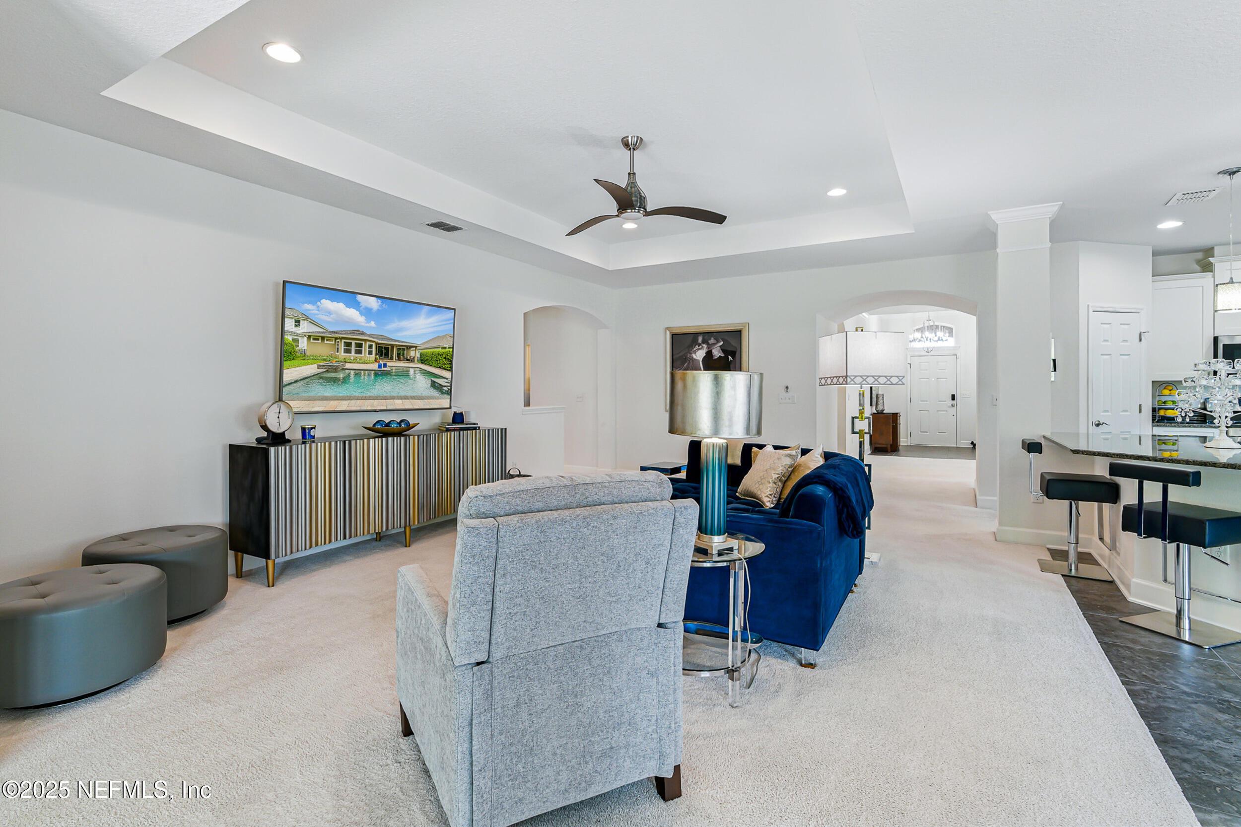 3794 CROSSVIEW Drive