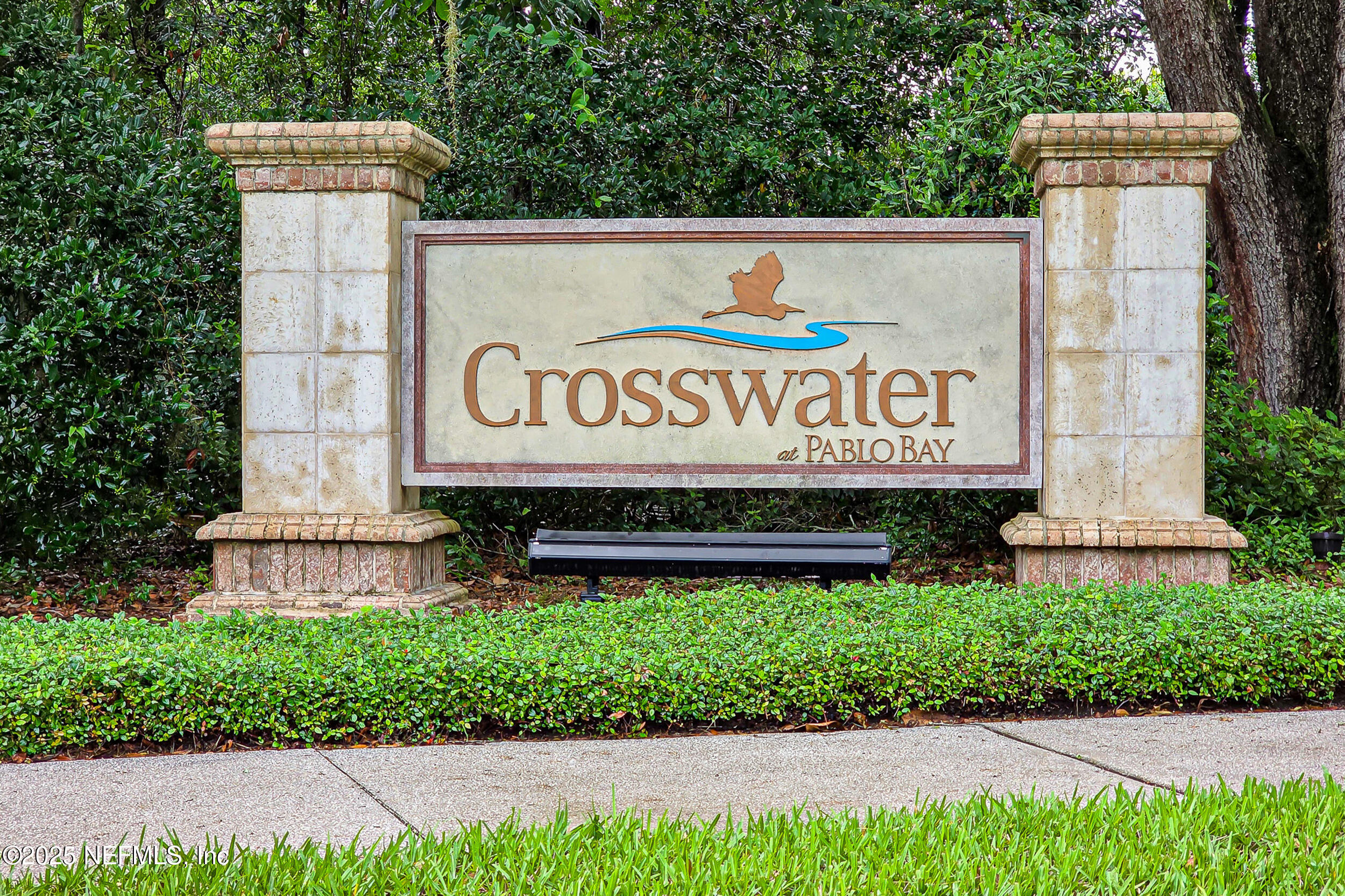 3794 CROSSVIEW Drive