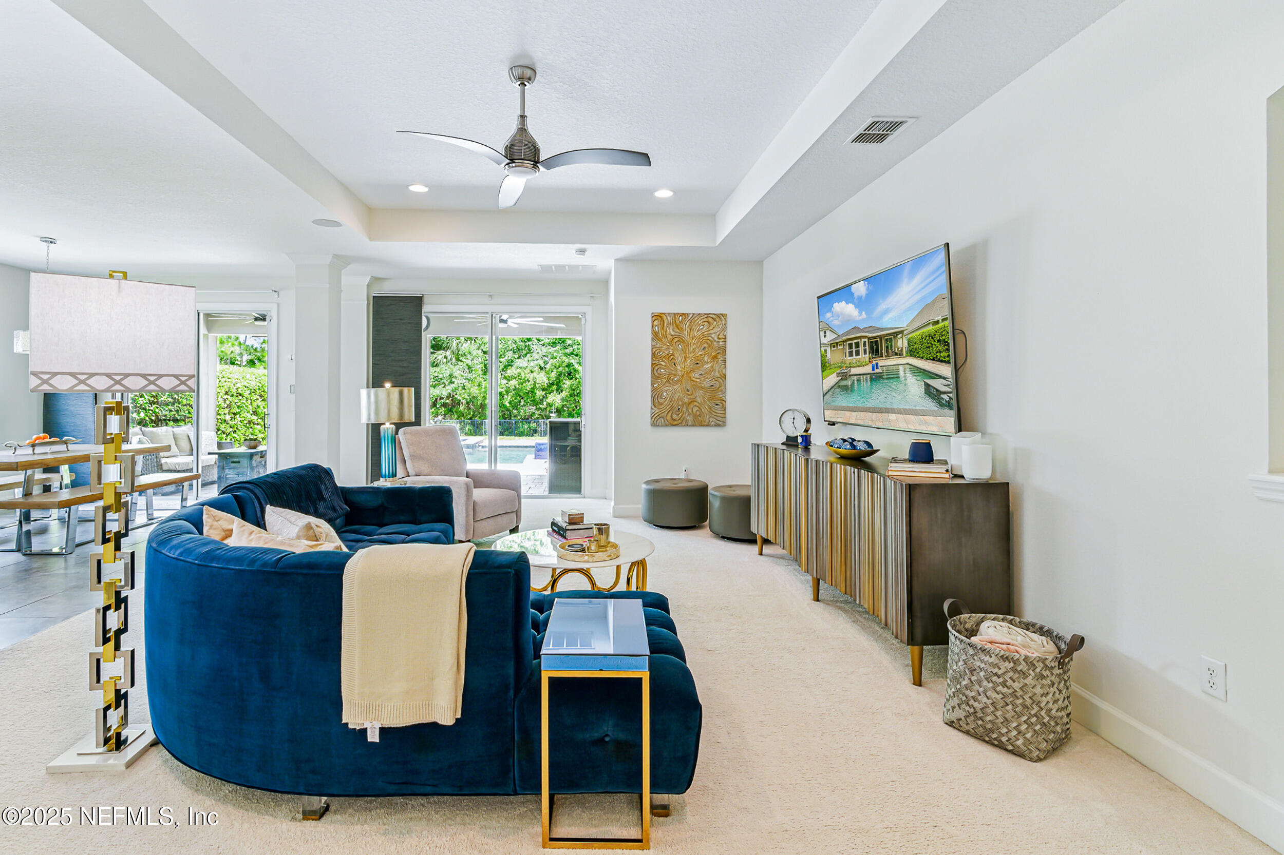 3794 CROSSVIEW Drive