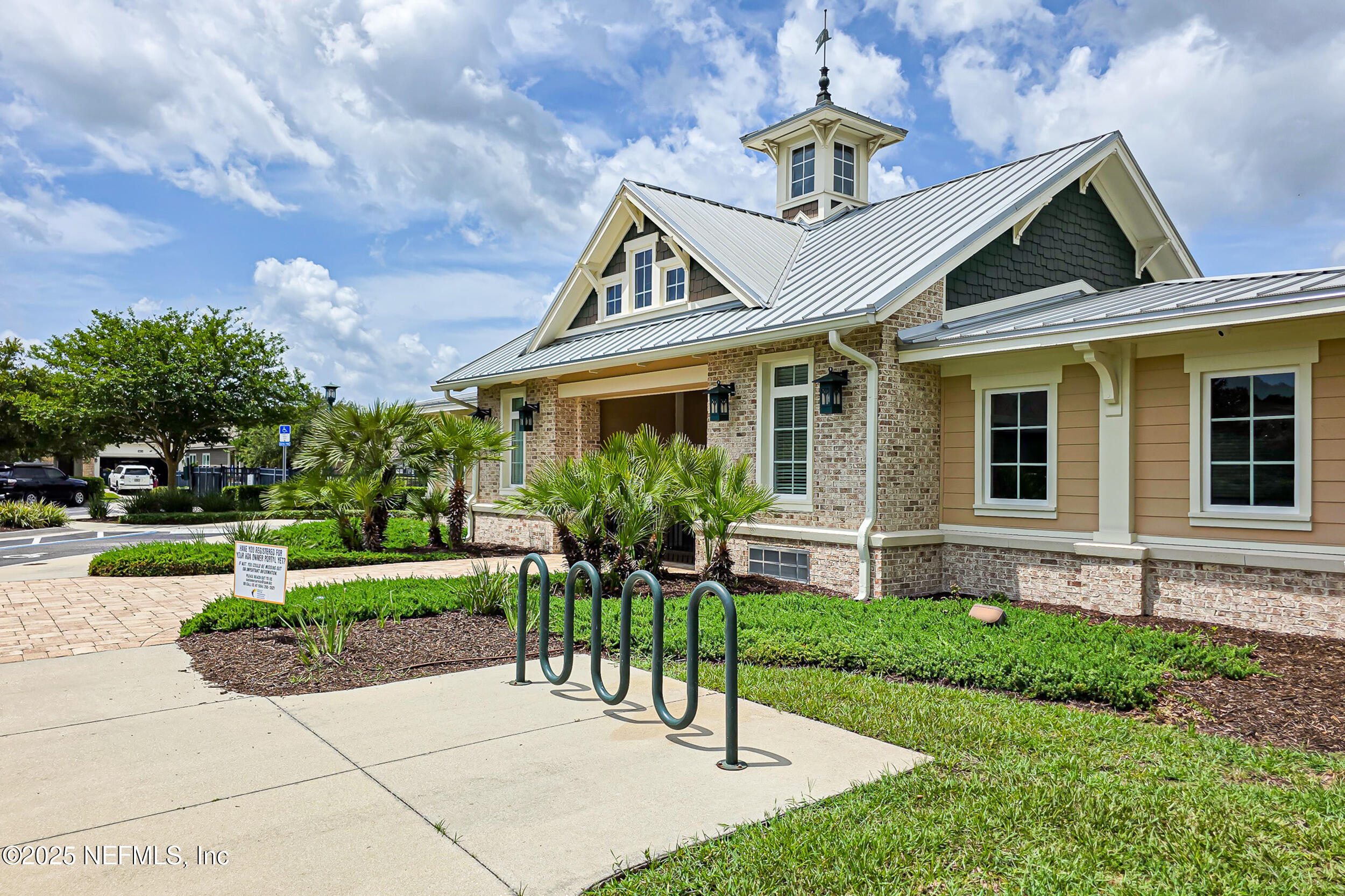 3794 CROSSVIEW Drive