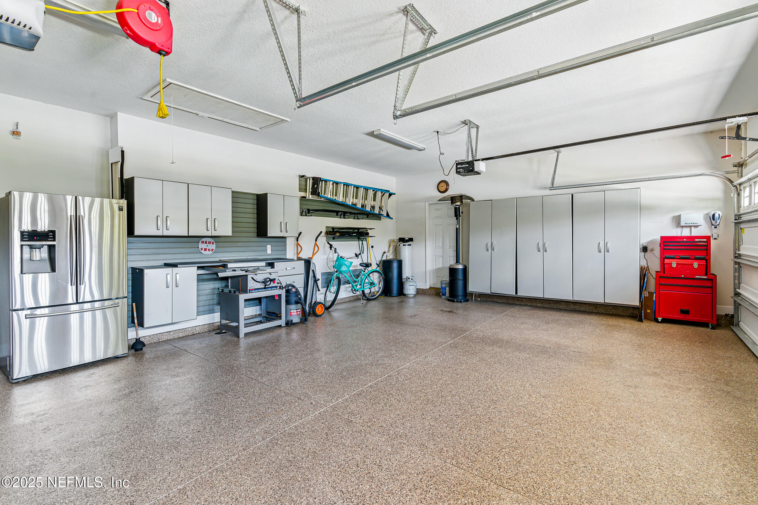 3794 CROSSVIEW Drive