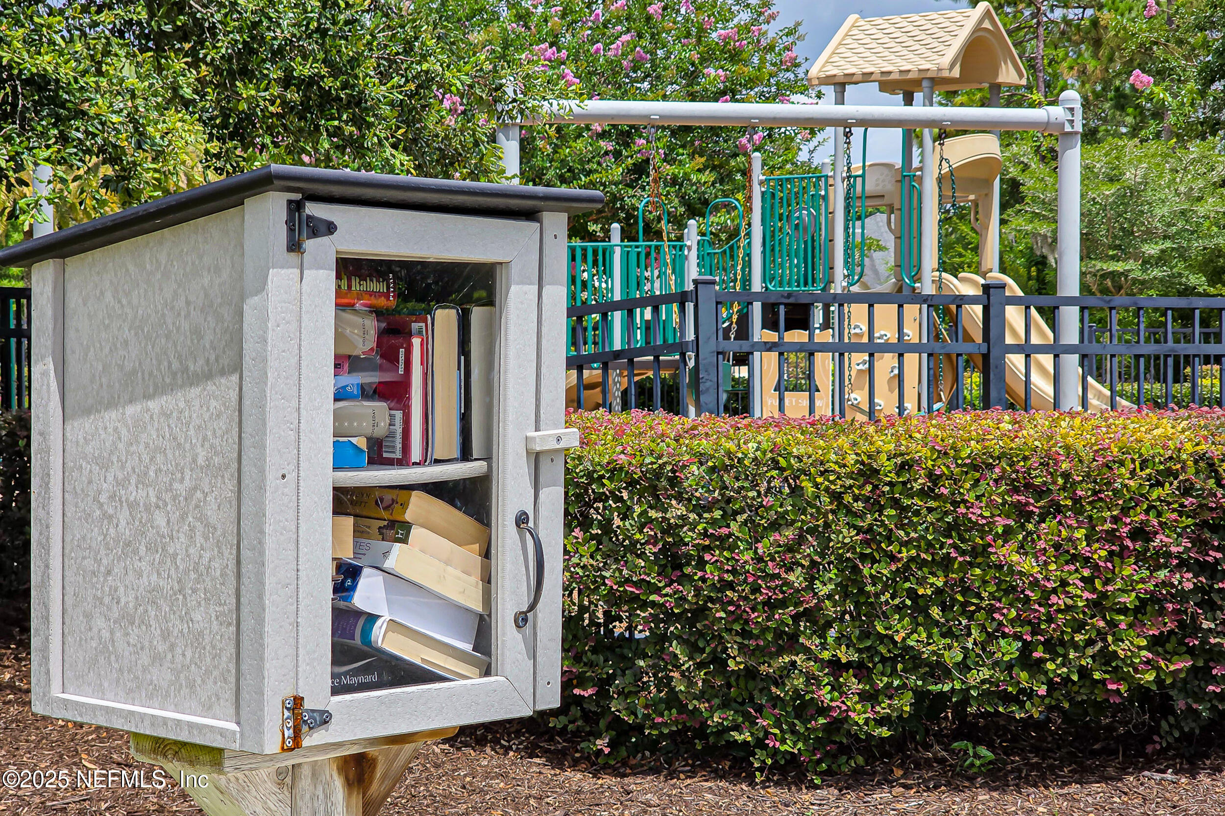 3794 CROSSVIEW Drive