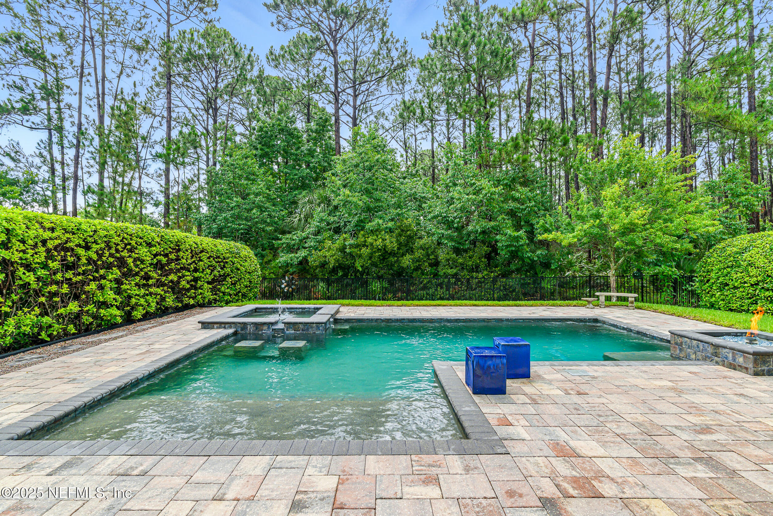 3794 CROSSVIEW Drive