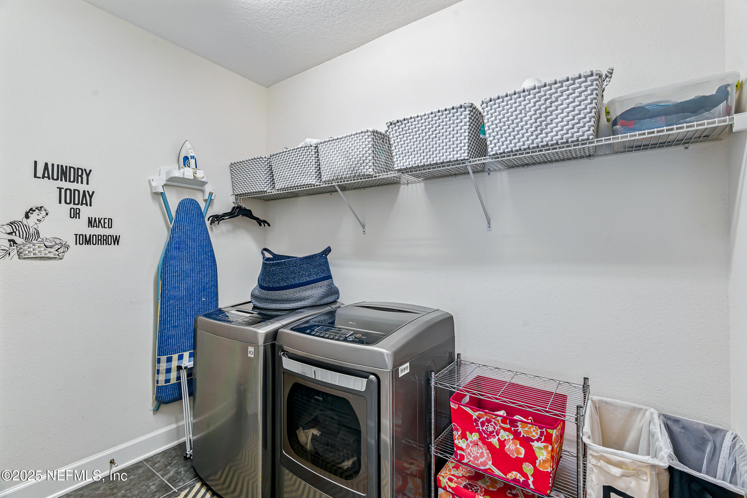 3794 CROSSVIEW Drive