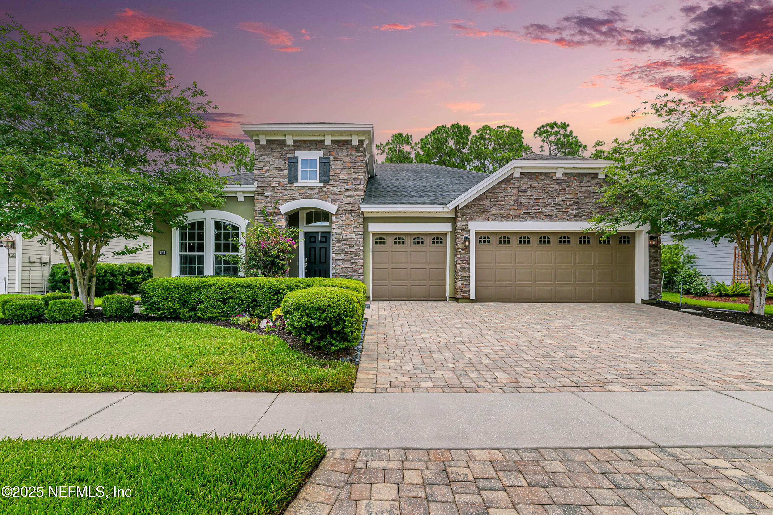 3794 CROSSVIEW Drive