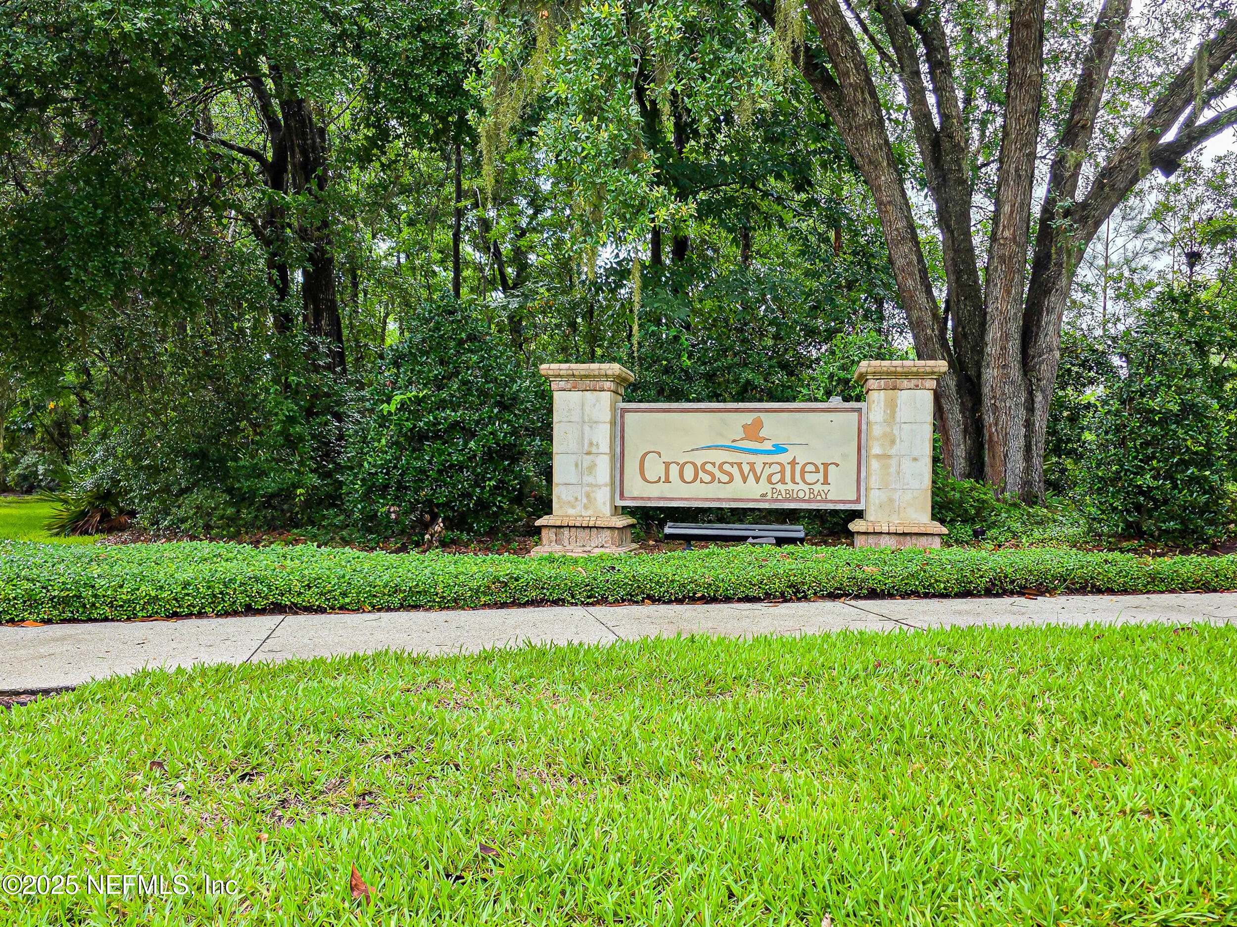 3794 CROSSVIEW Drive