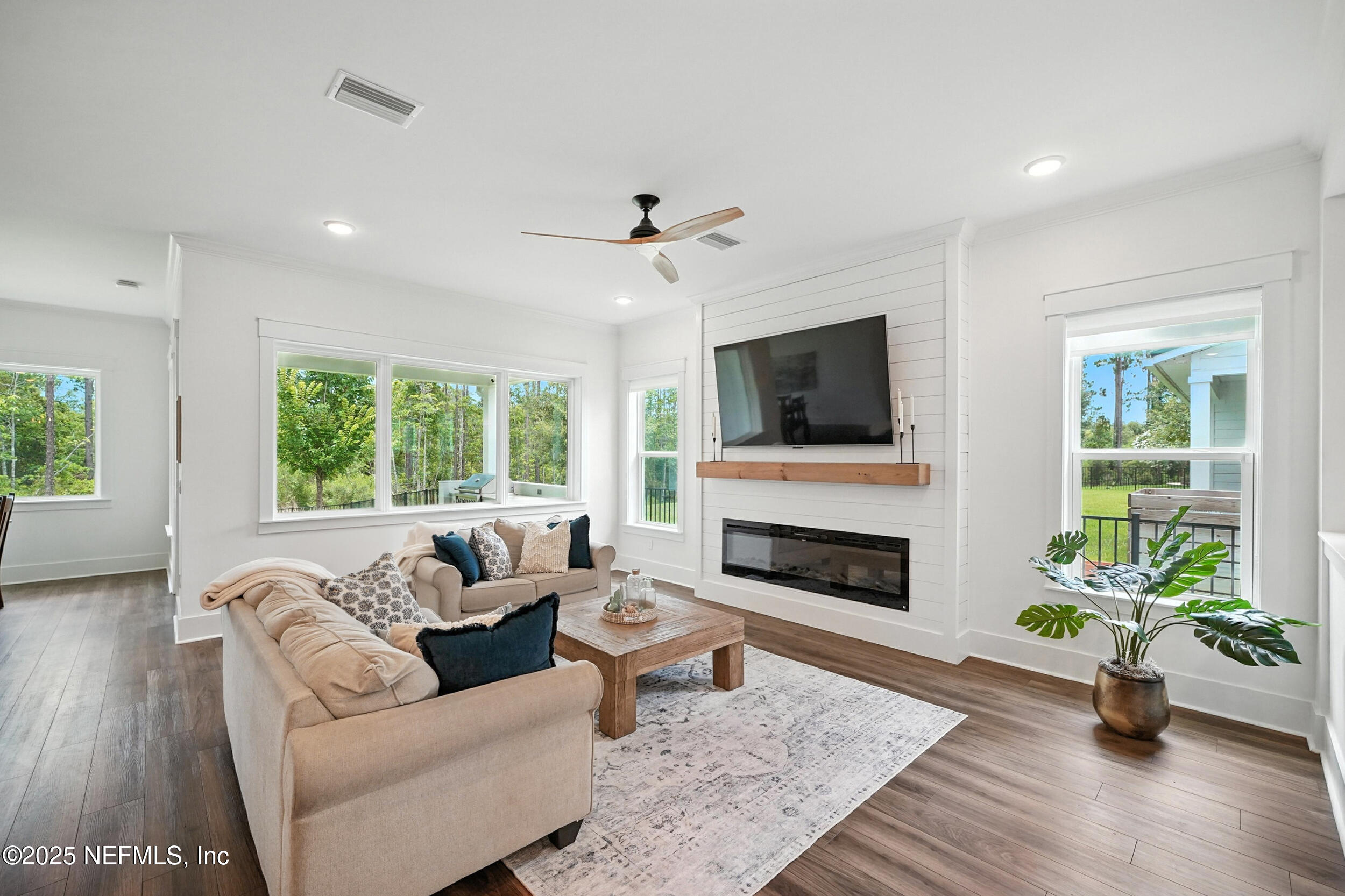 211 UNION HILL Drive