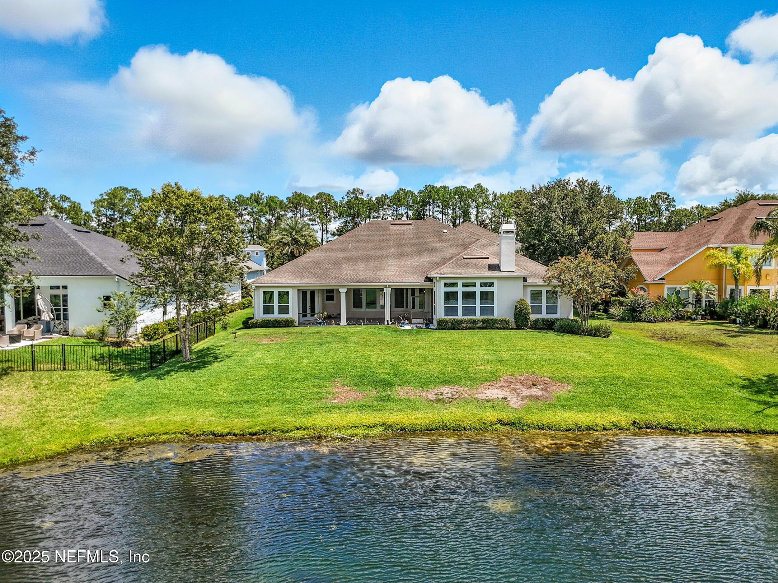 743 E DORCHESTER Drive, St. Johns