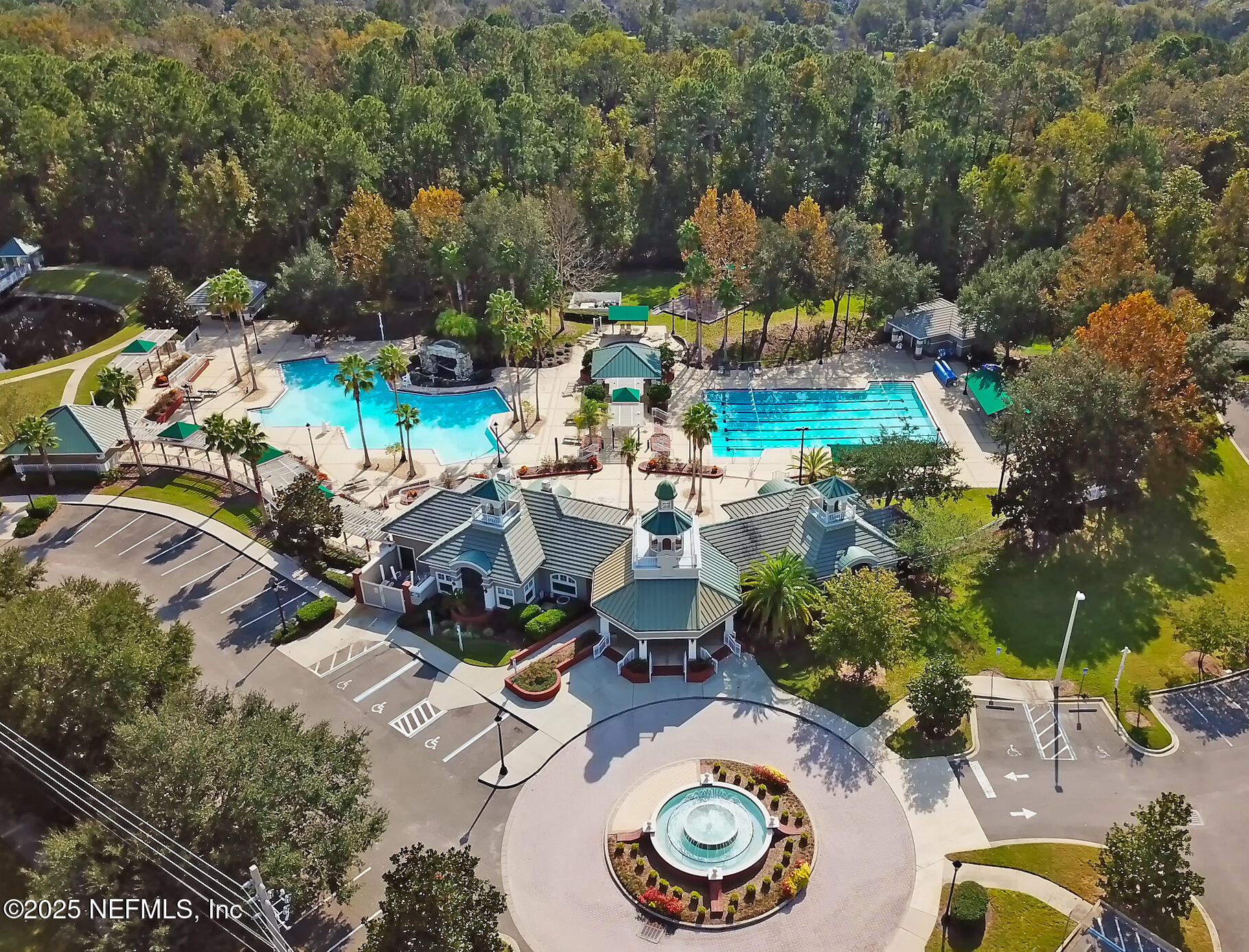 743 E DORCHESTER Drive, St. Johns