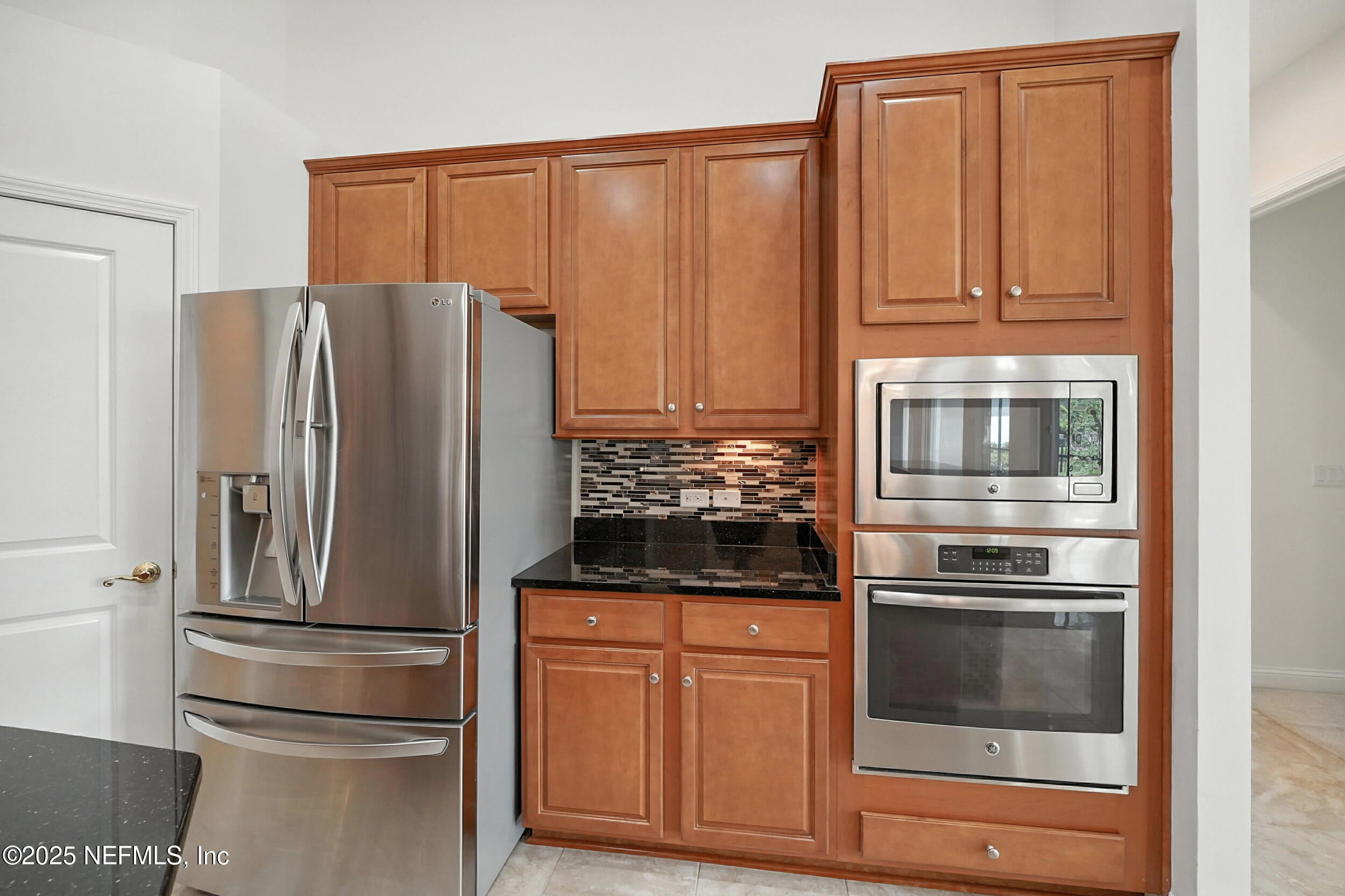 743 E DORCHESTER Drive, St. Johns