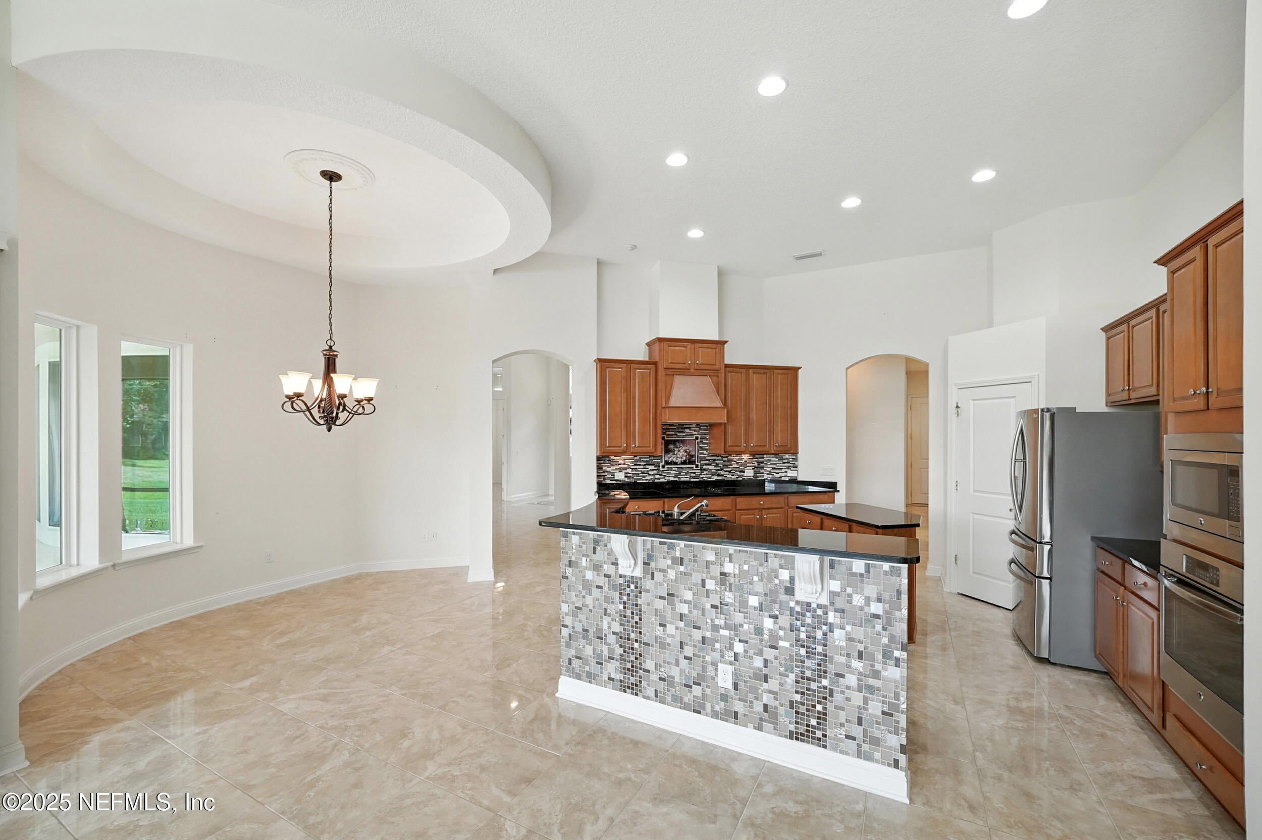 743 E DORCHESTER Drive, St. Johns