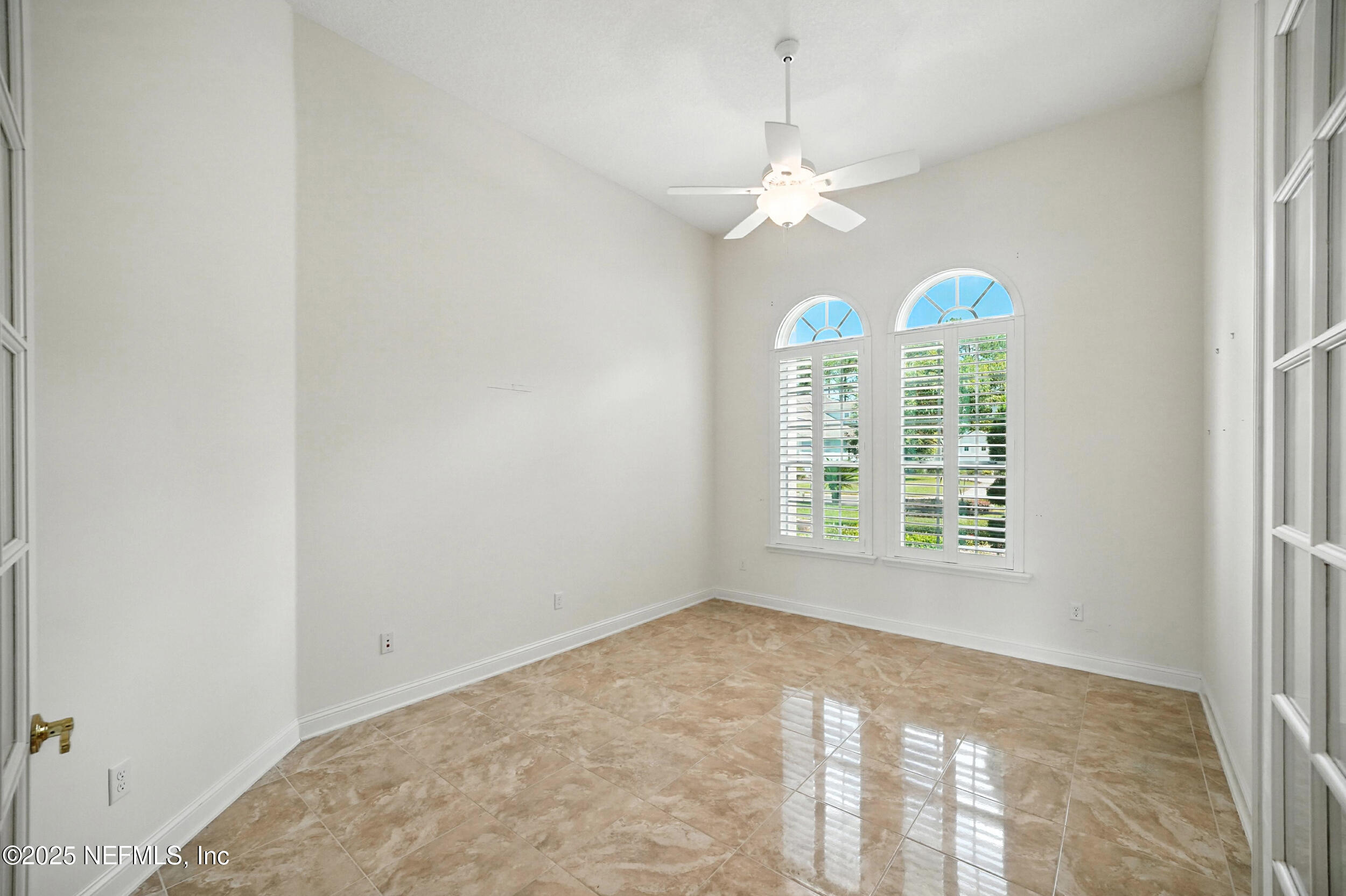 743 E DORCHESTER Drive, St. Johns