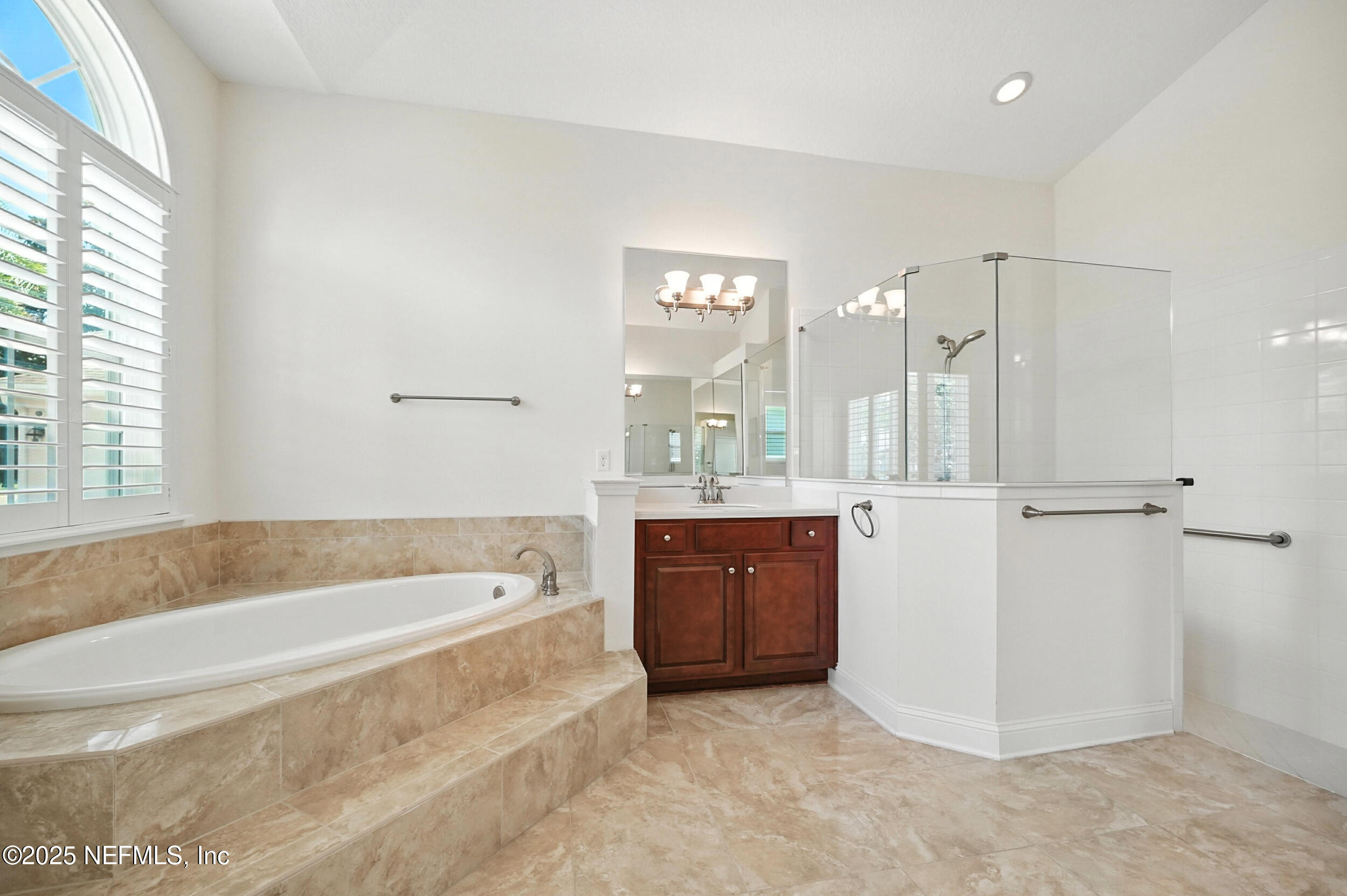 743 E DORCHESTER Drive, St. Johns