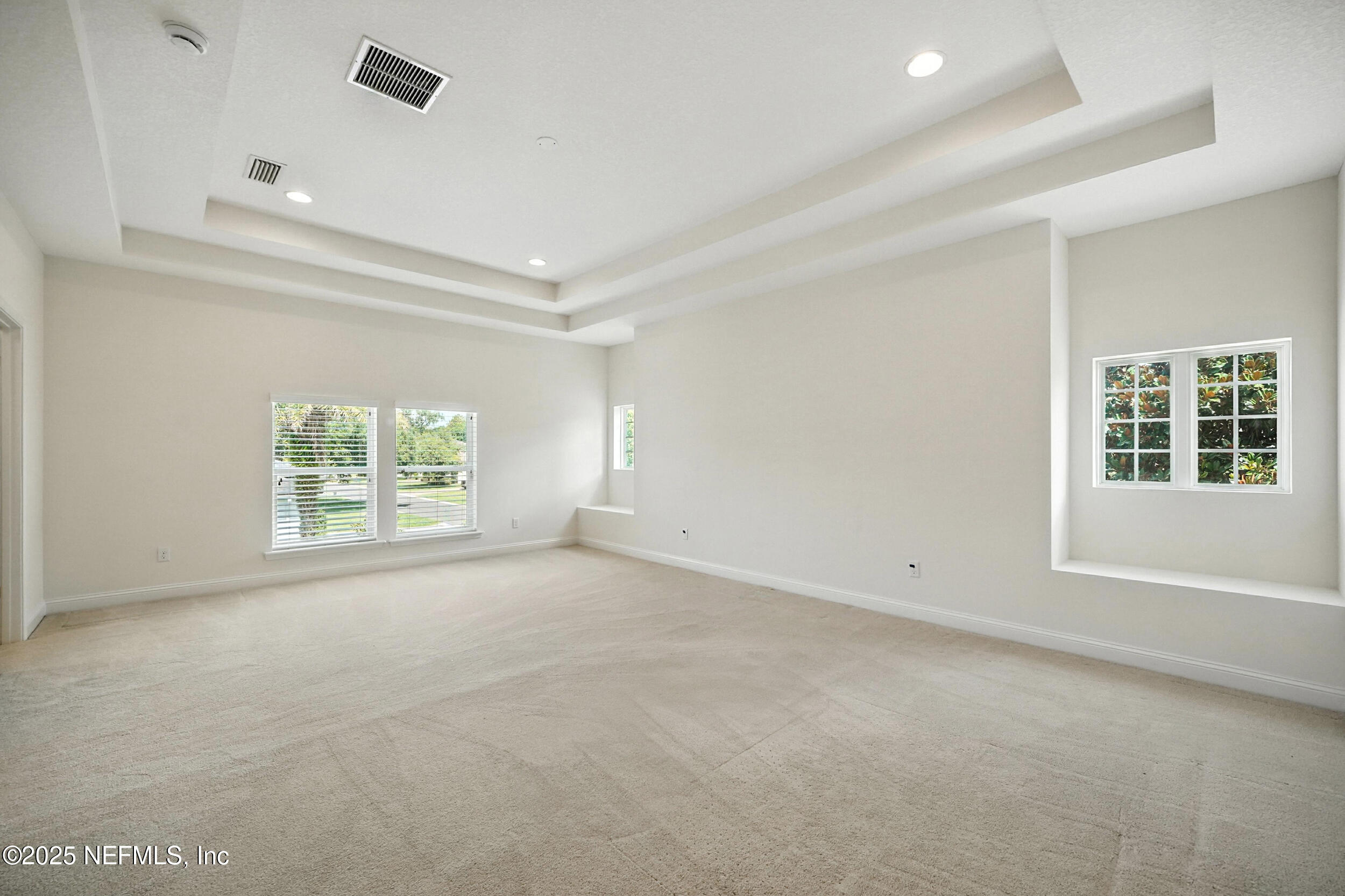 743 E DORCHESTER Drive, St. Johns