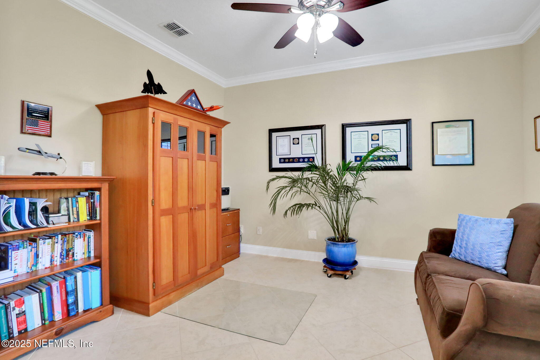 831 ASPEN LEAF Drive