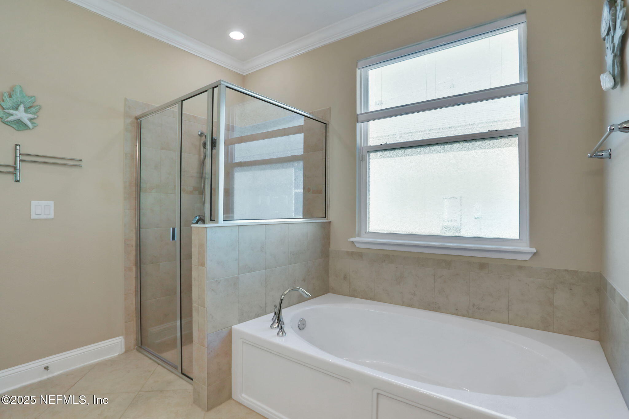 831 ASPEN LEAF Drive