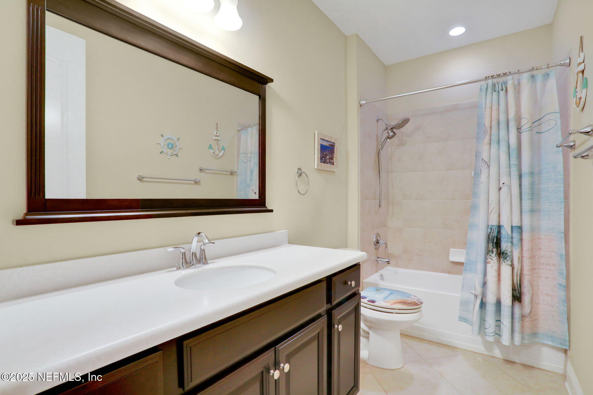 831 ASPEN LEAF Drive