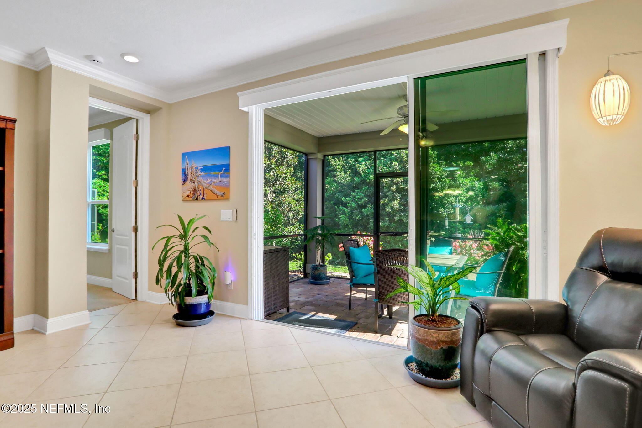 831 ASPEN LEAF Drive