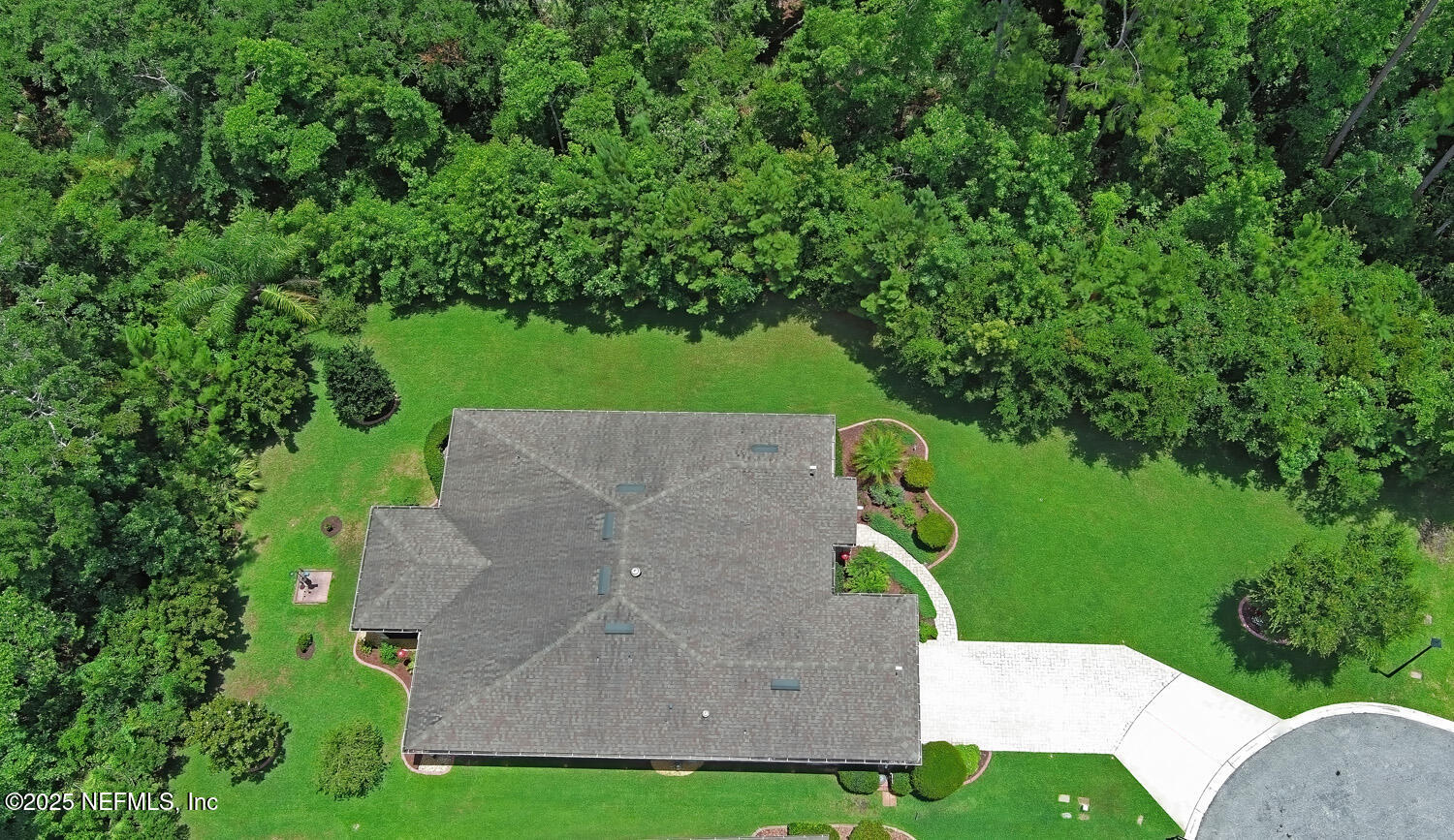 831 ASPEN LEAF Drive