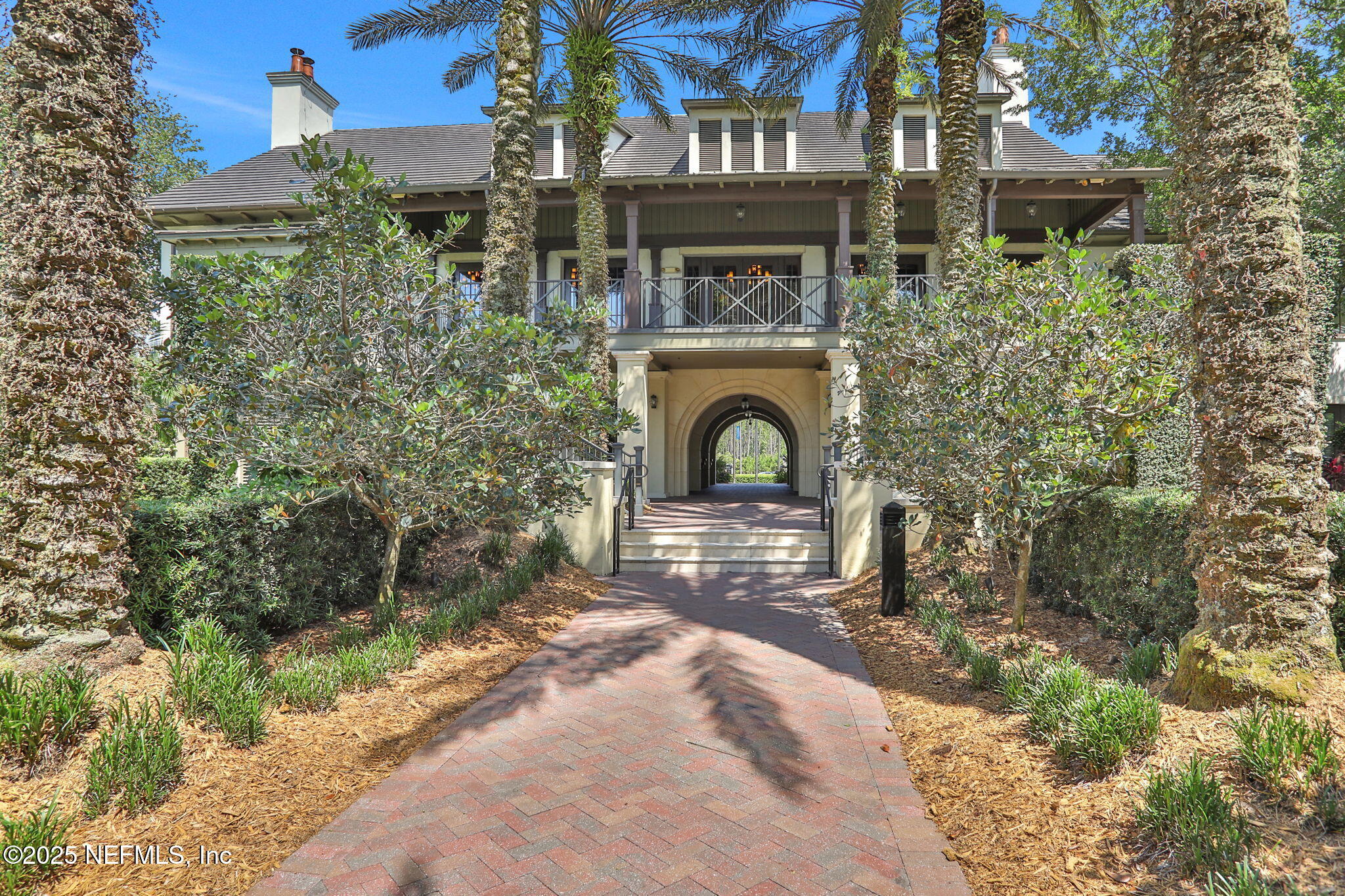 831 ASPEN LEAF Drive