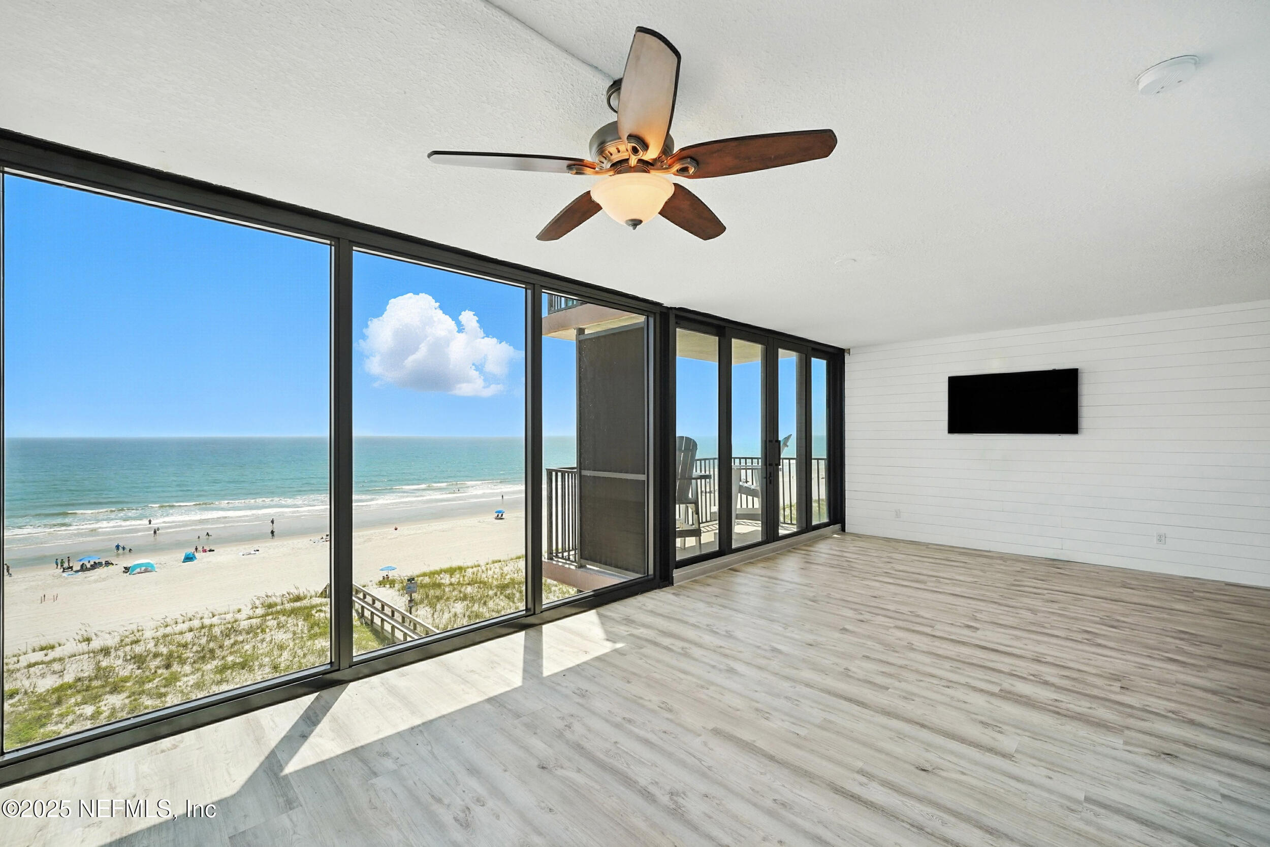 601 S 1ST Street, 6H