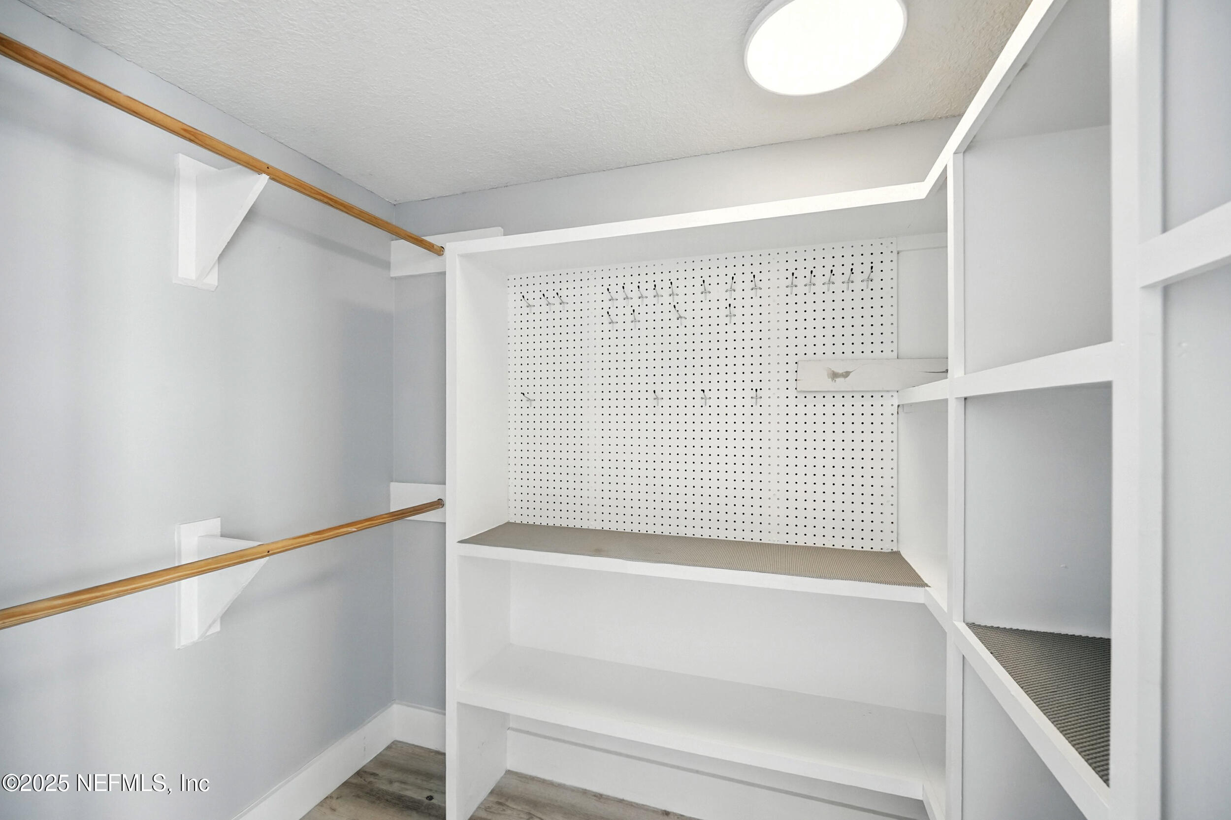 601 S 1ST Street, 6H