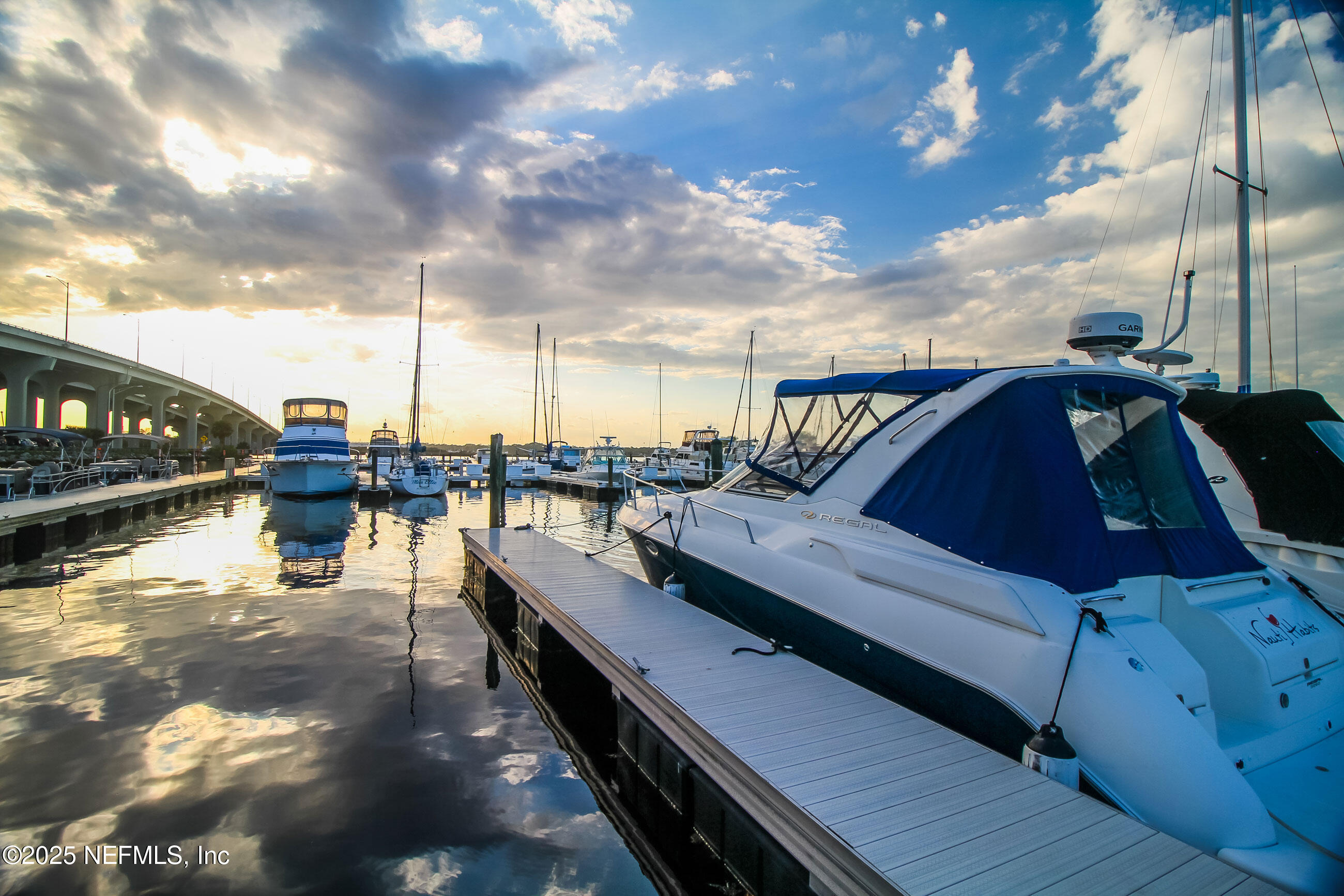 601 S 1ST Street, 6H